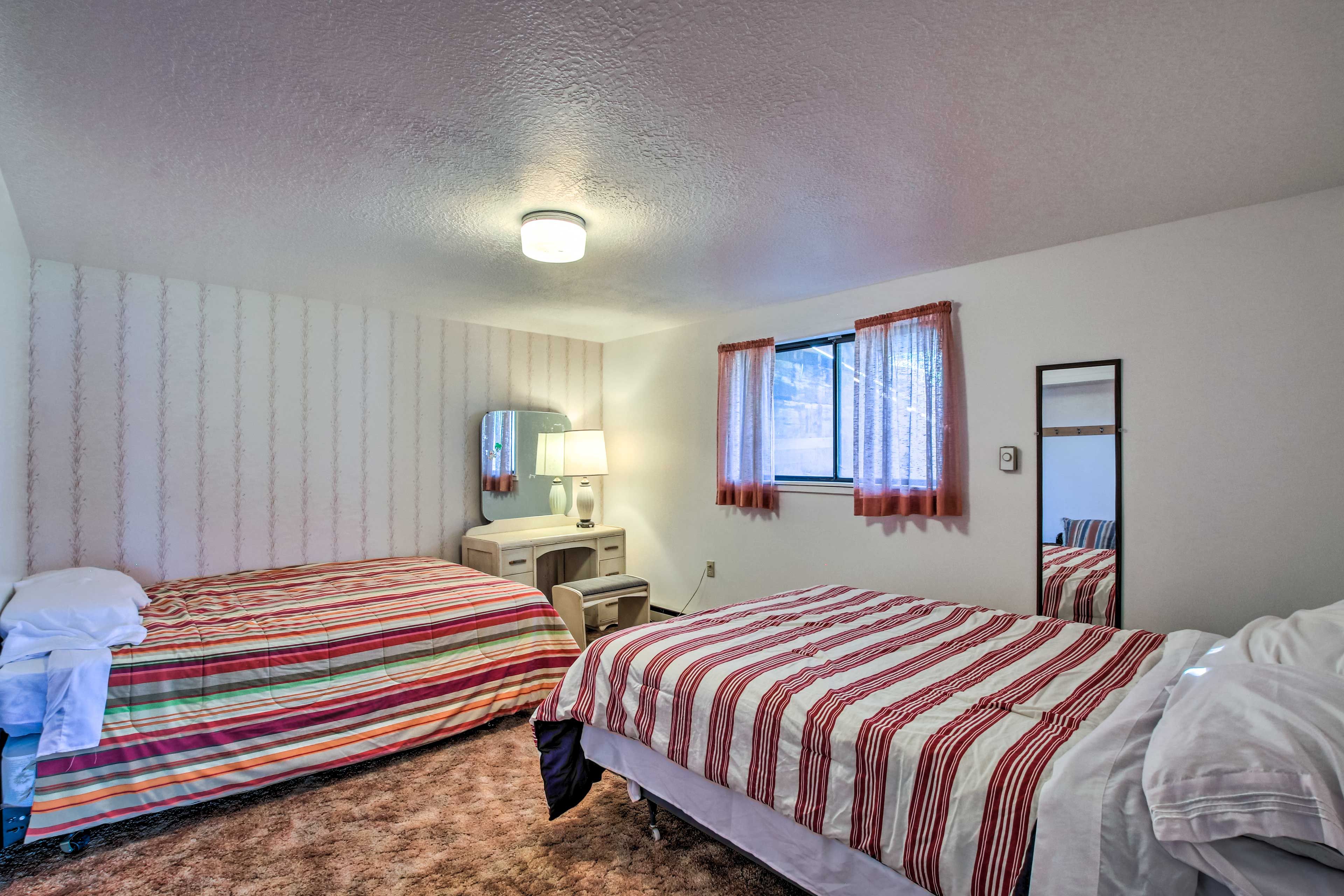 Bedroom 3 | 2 Queen Beds | 1st Floor