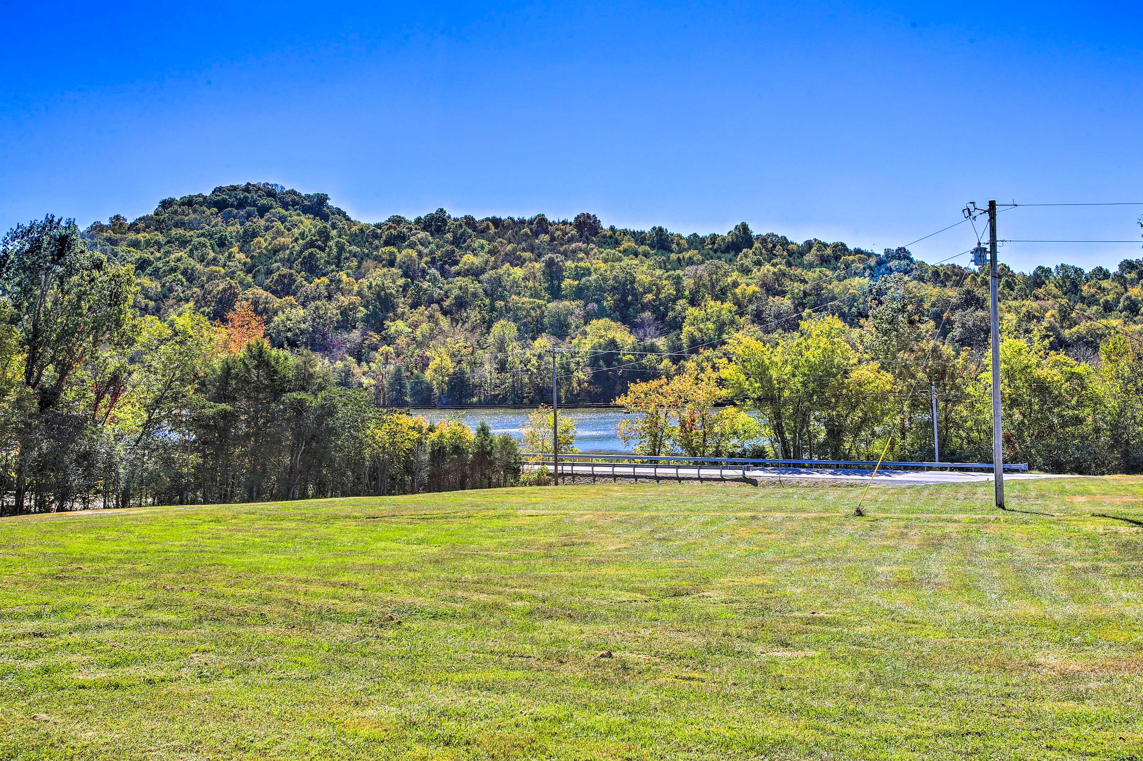 Surrounding Views