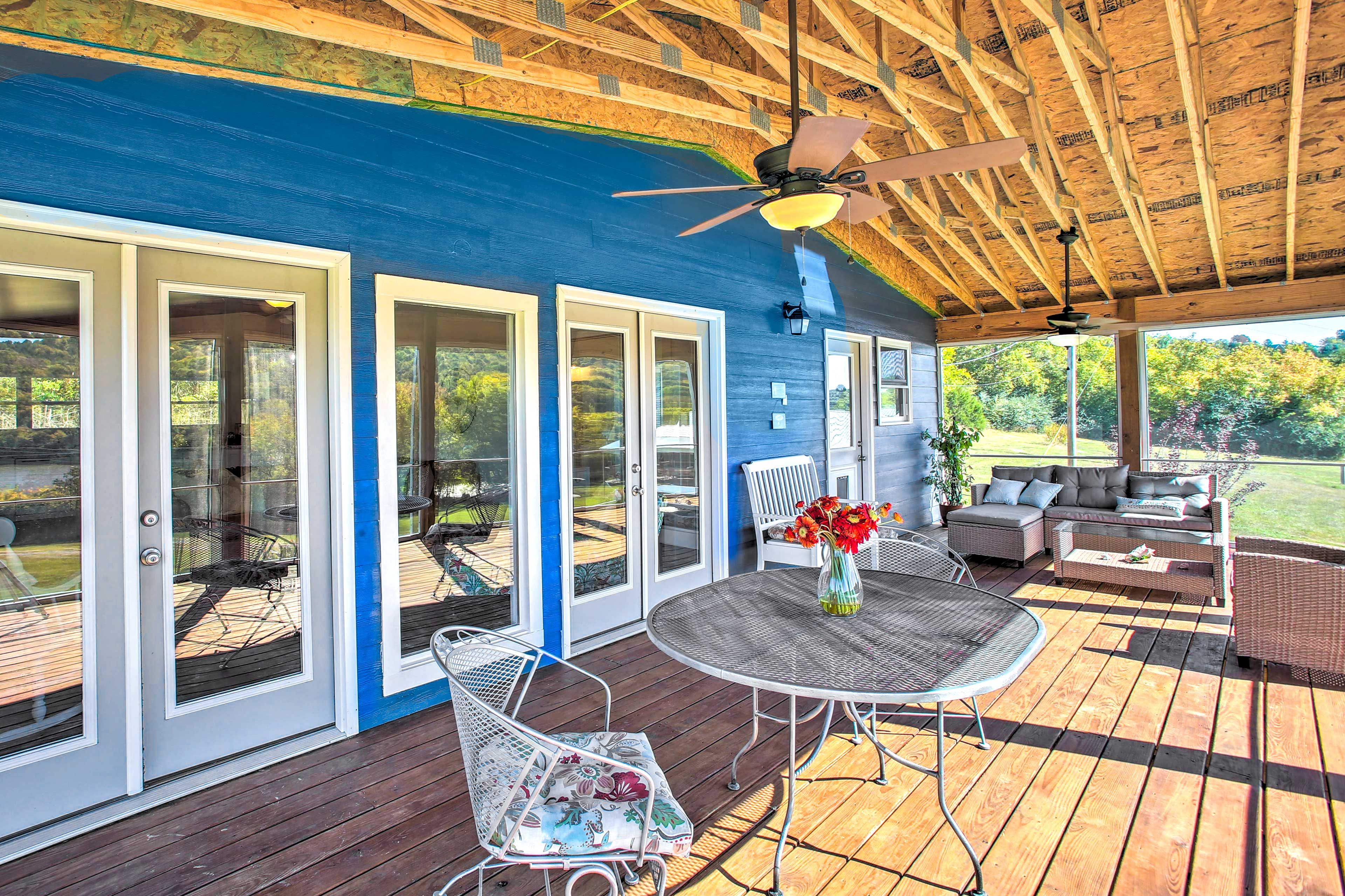 Screened Porch