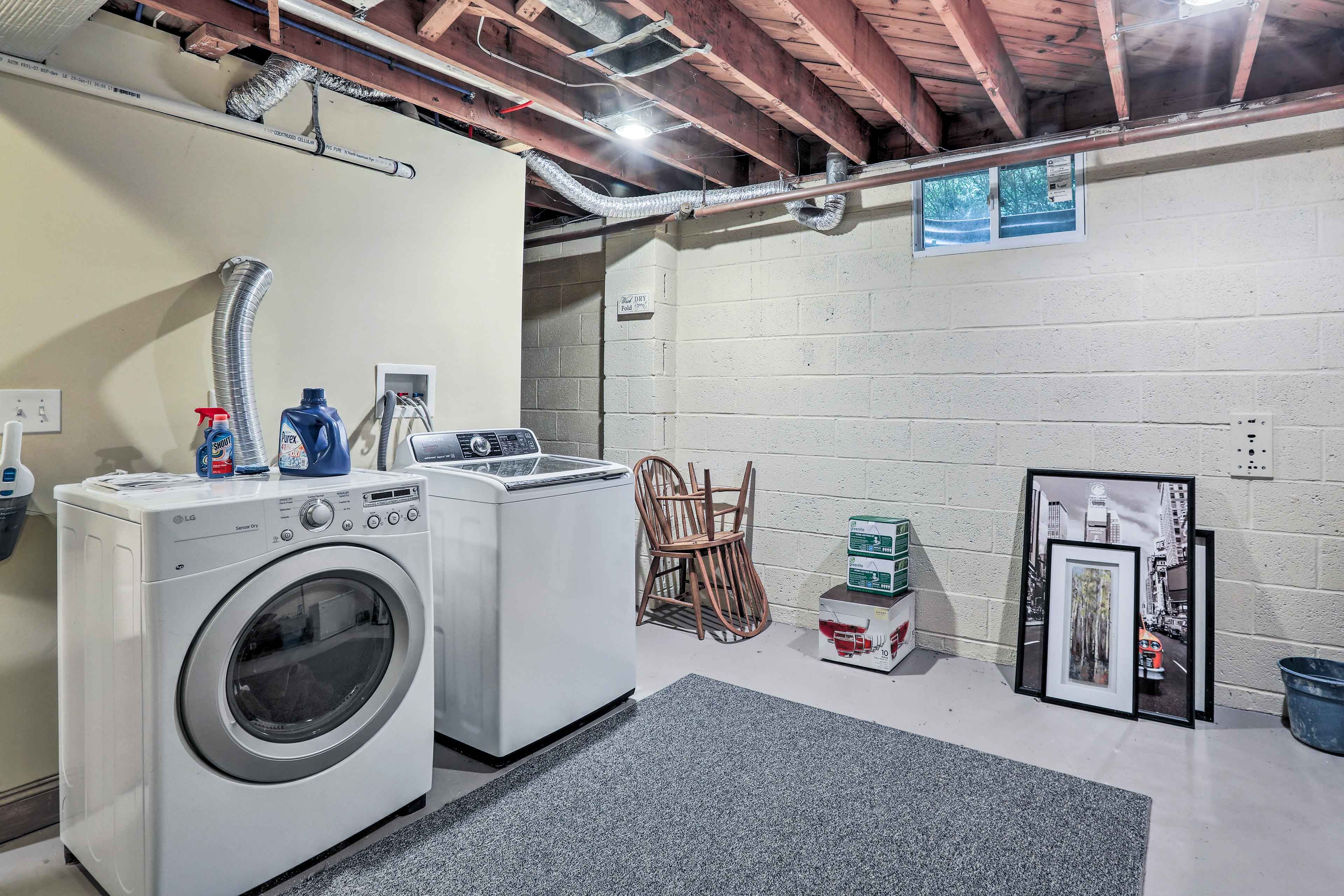 Washer + Dryer | Queen Air Mattress Available