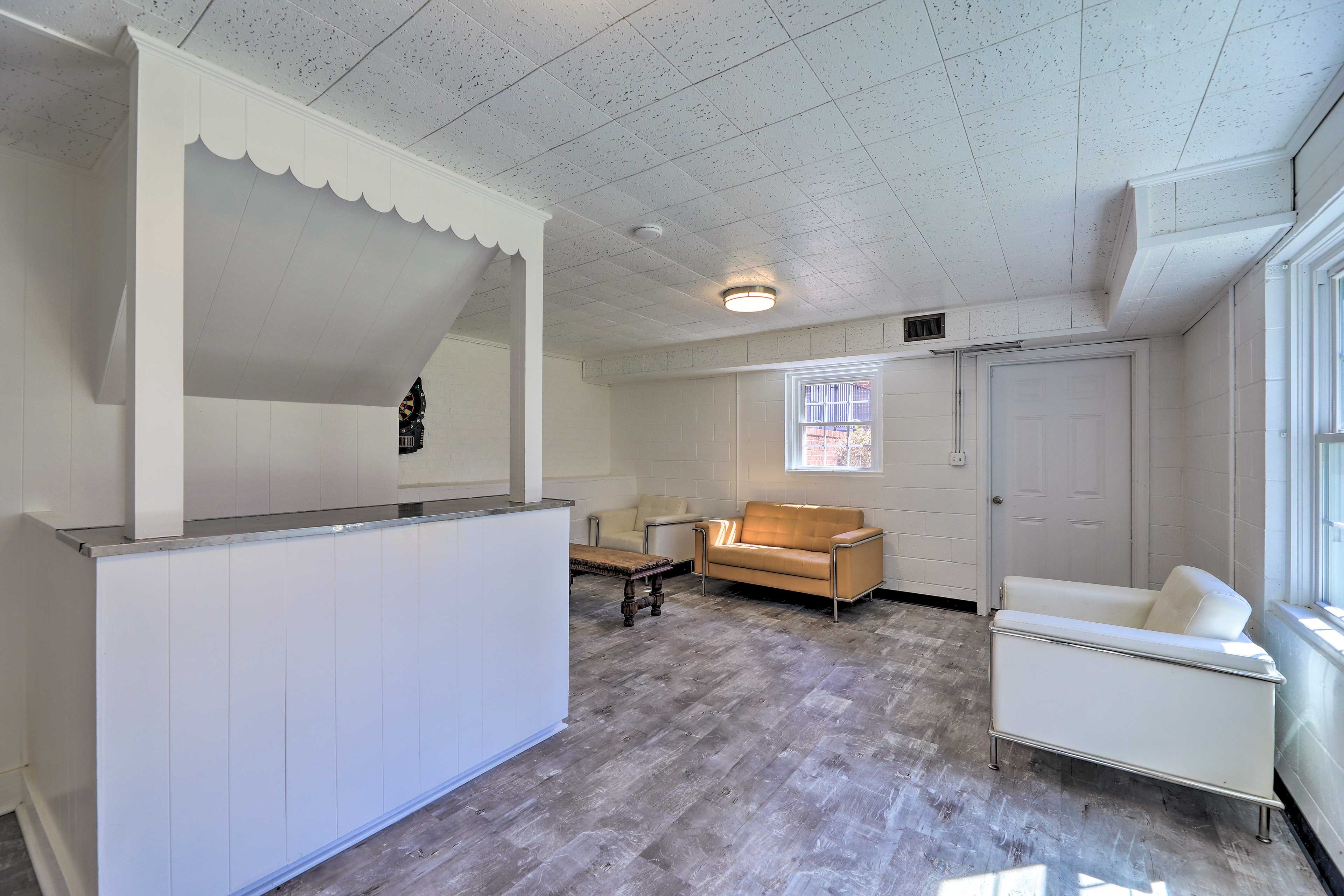 Lower Living Space | Lower Level