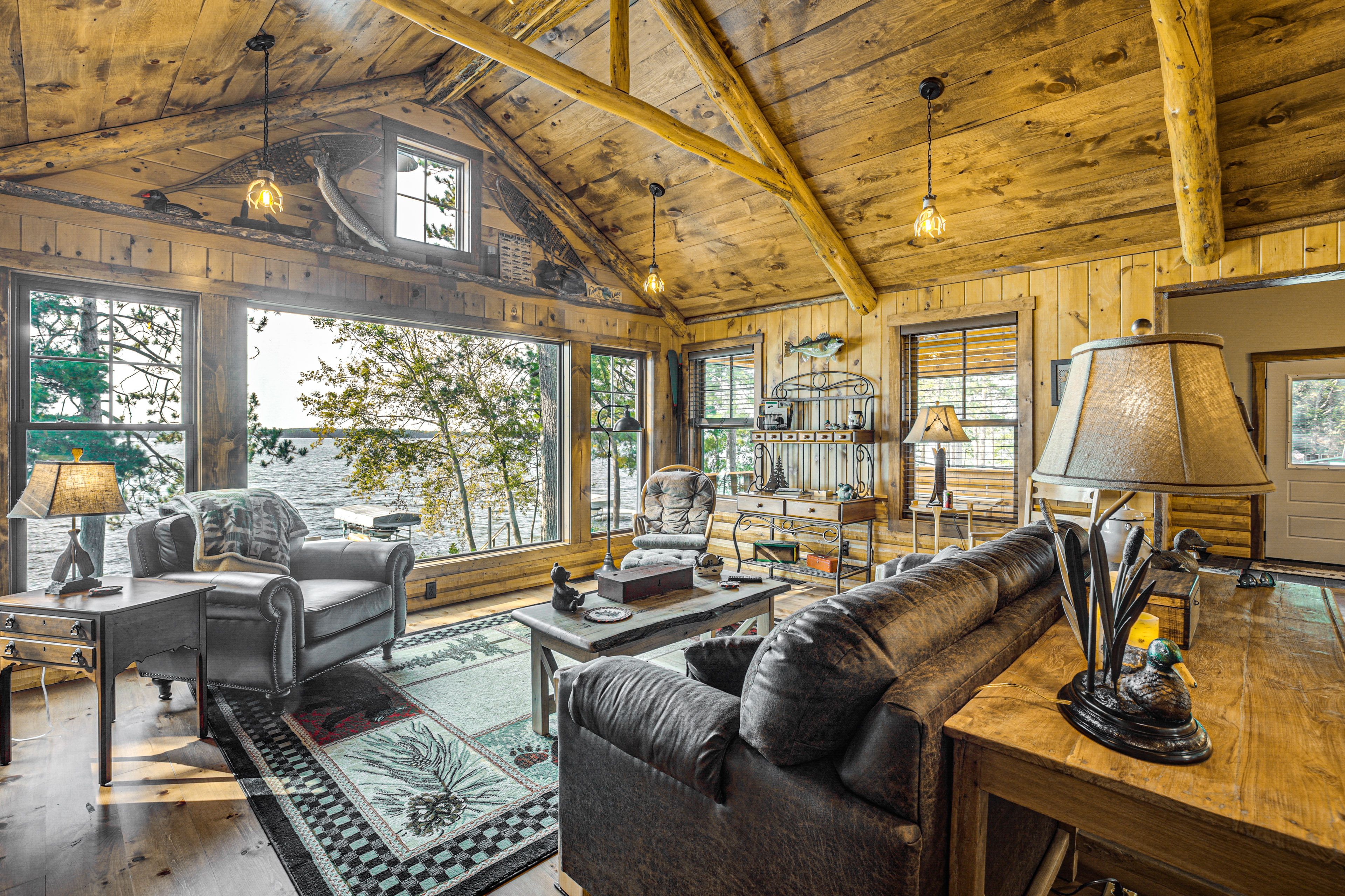 Living Room | Self Check-In | Lake View