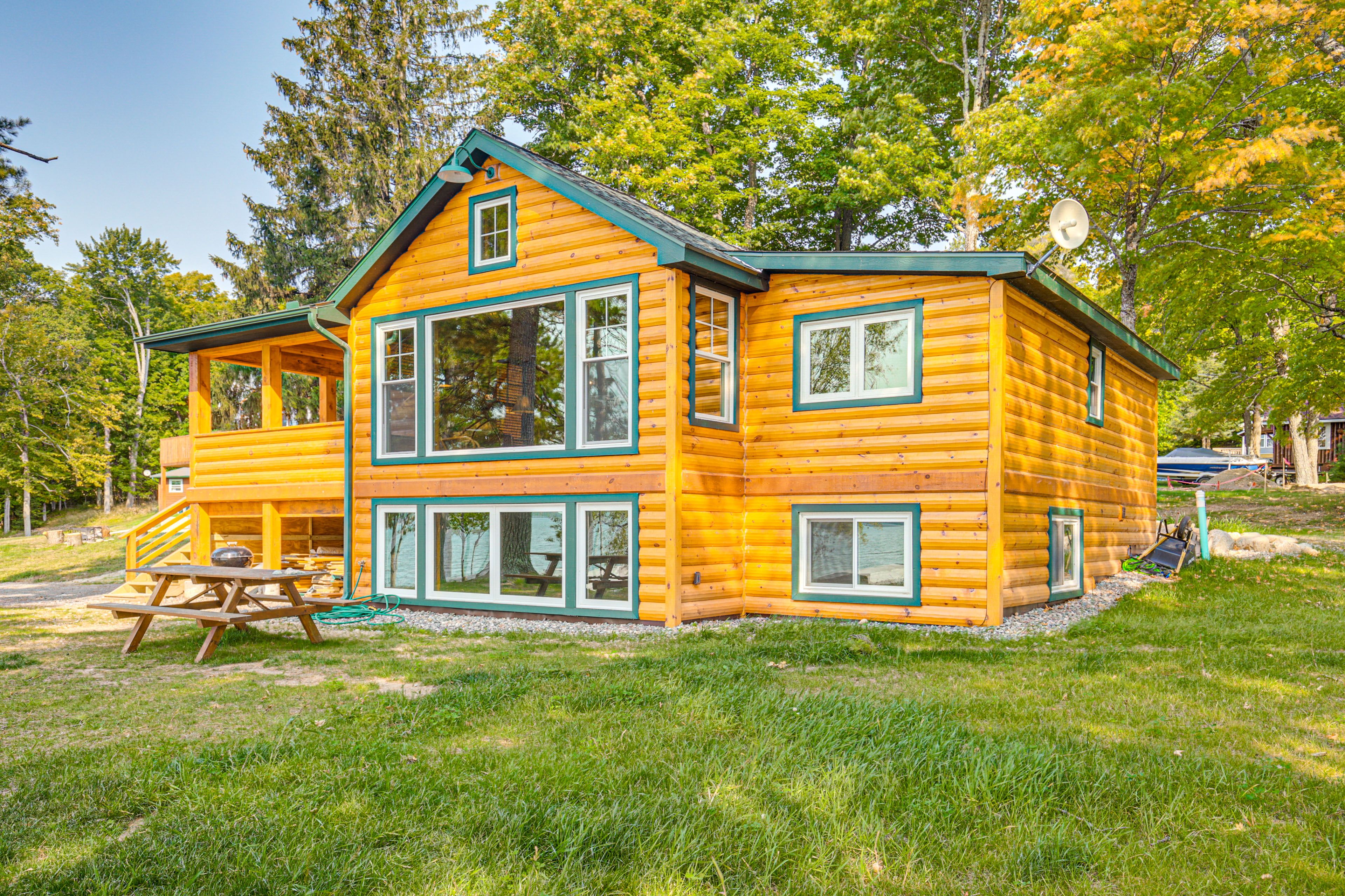 Parking | Driveway (2 Vehicles) | RV & Trailer Parking Allowed On-Site