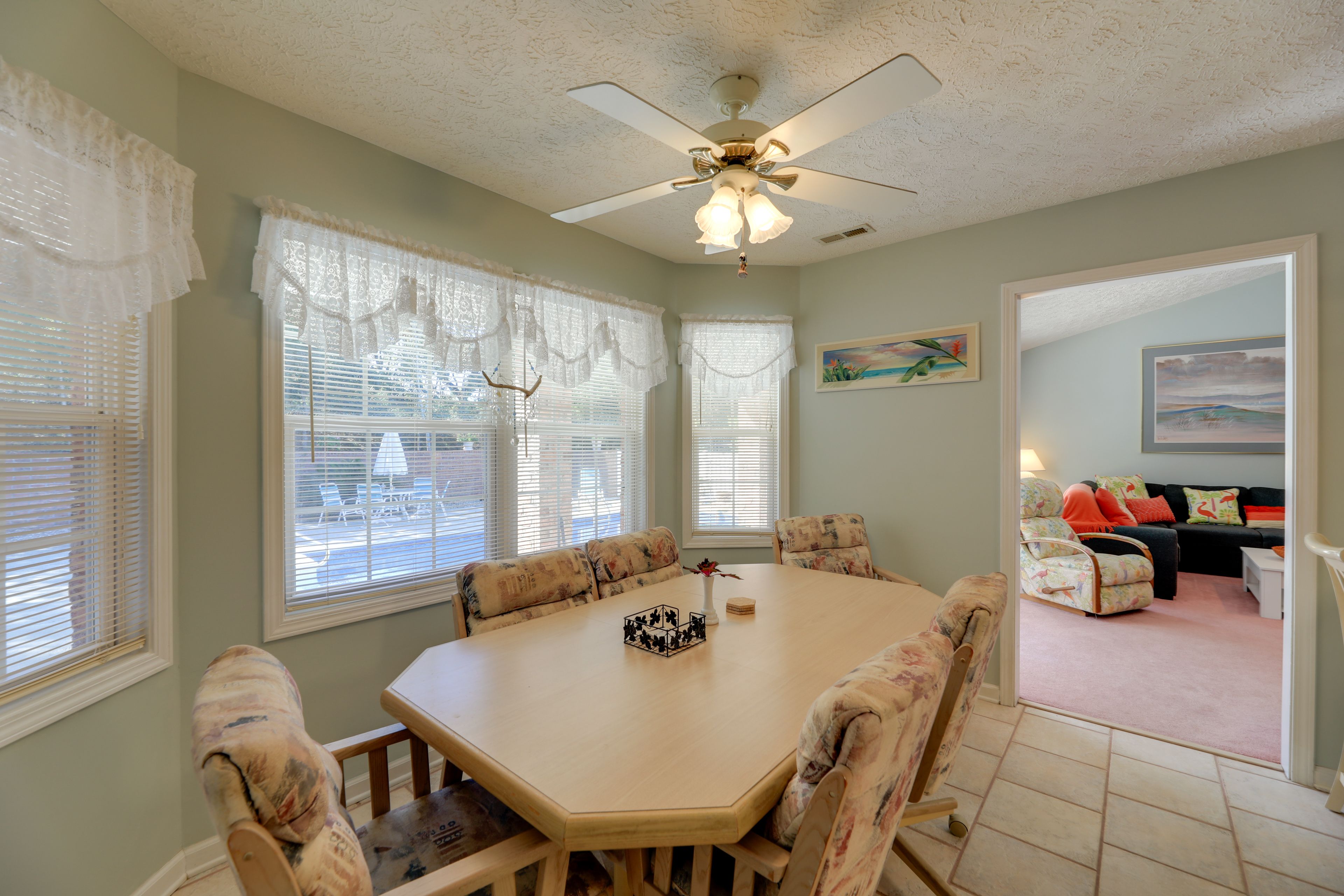 Dining Room | Dishware/Flatware Provided