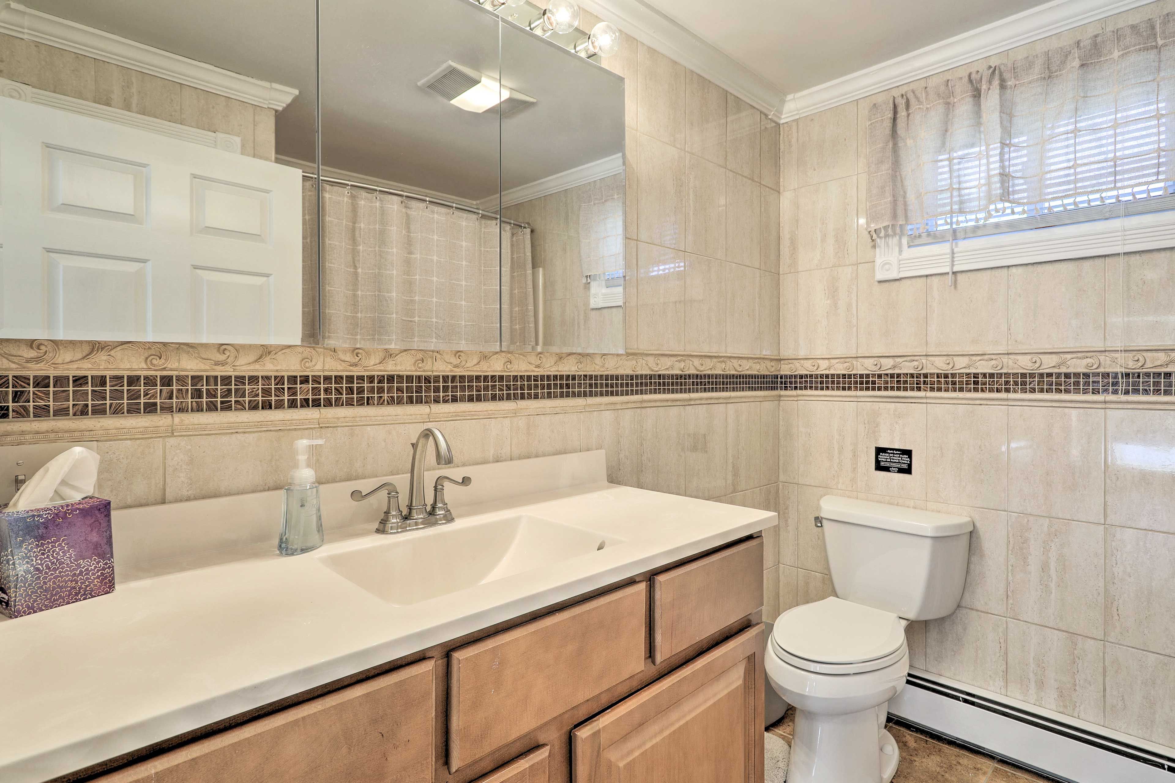 Full Bathroom