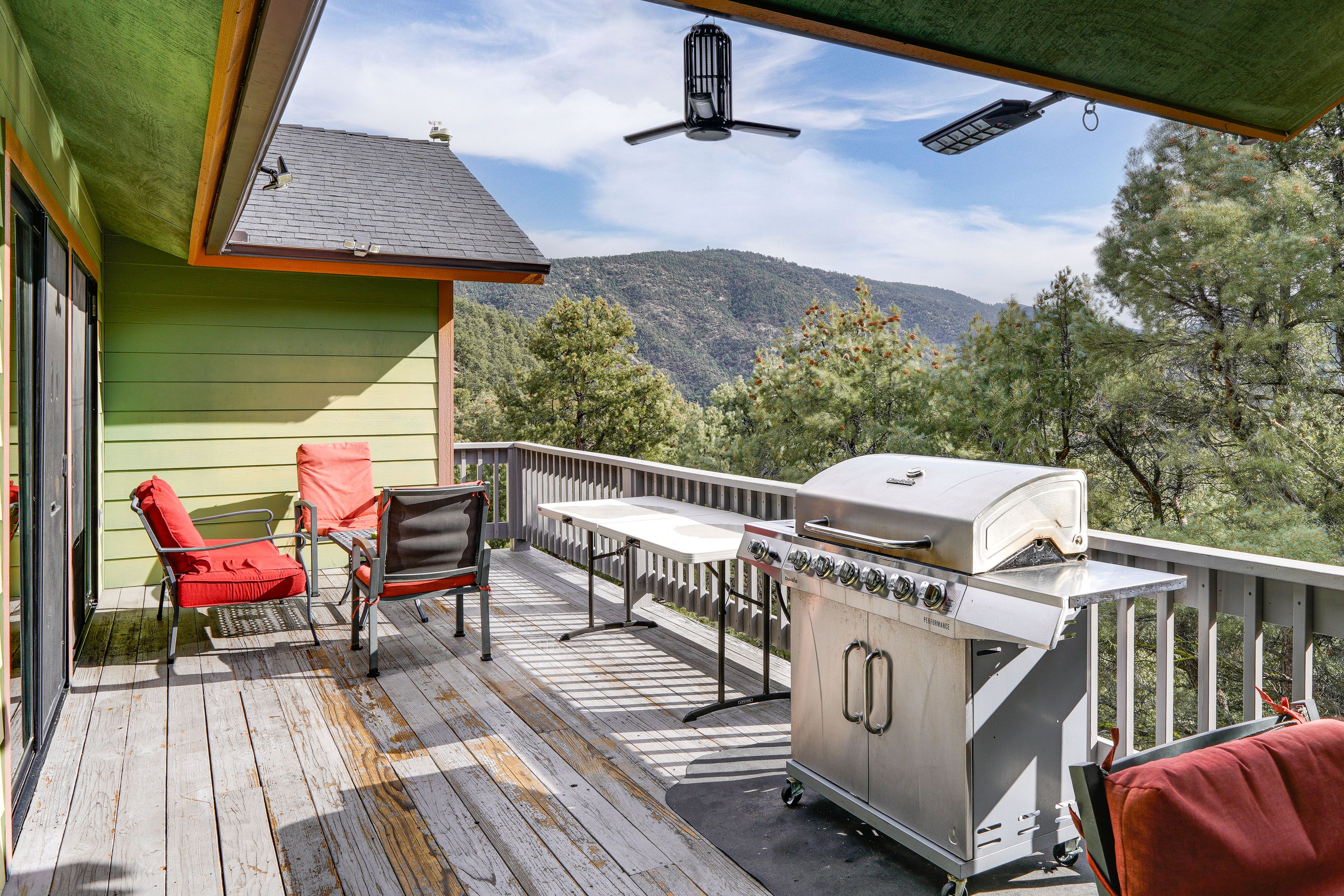 Furnished Deck | Mountain Views | Gas Grill | Outdoor Dining