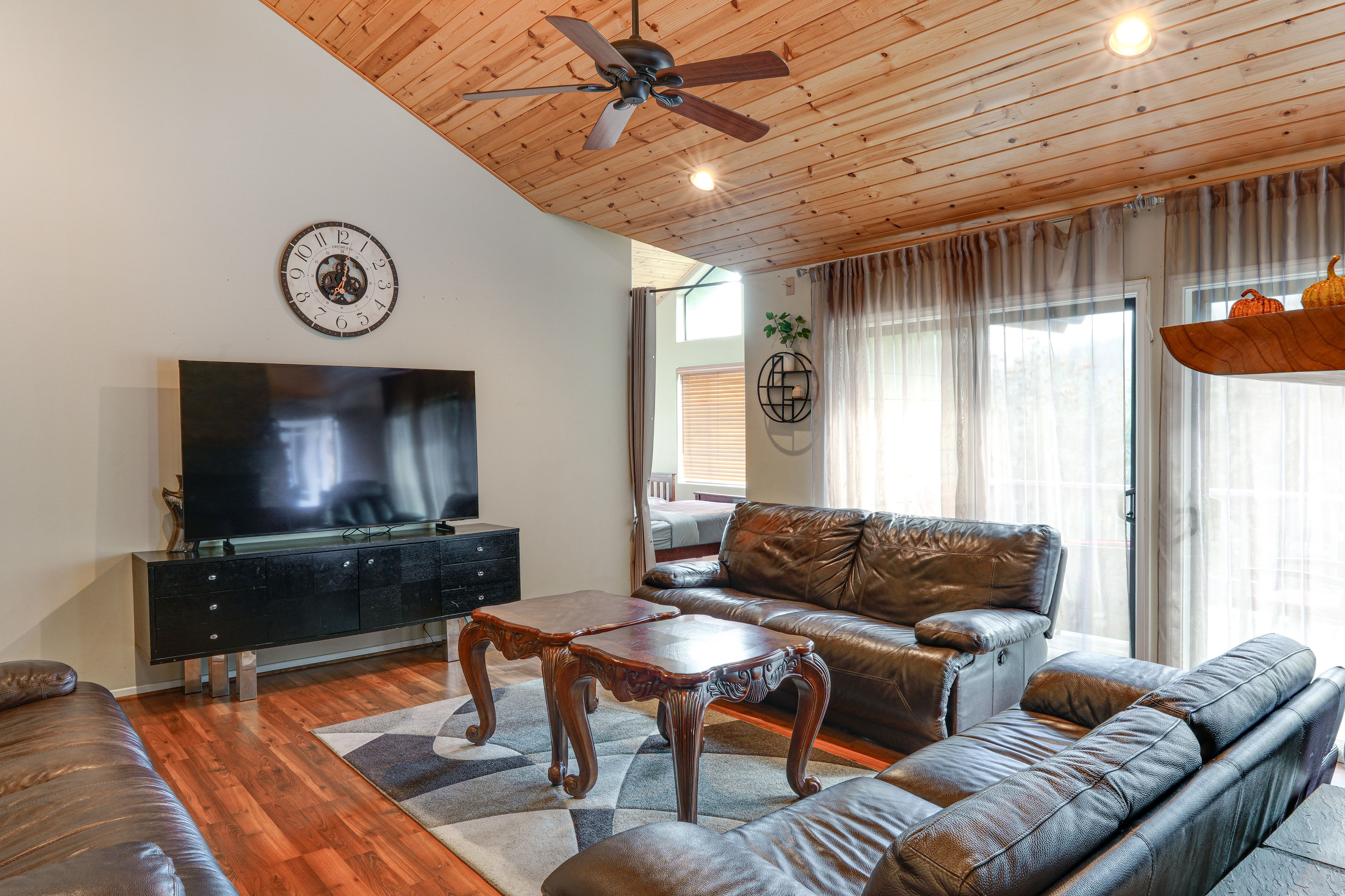 Frazier Park Vacation Rental | 4BR | 2BA | 1,859 Sq Ft | Stairs Required