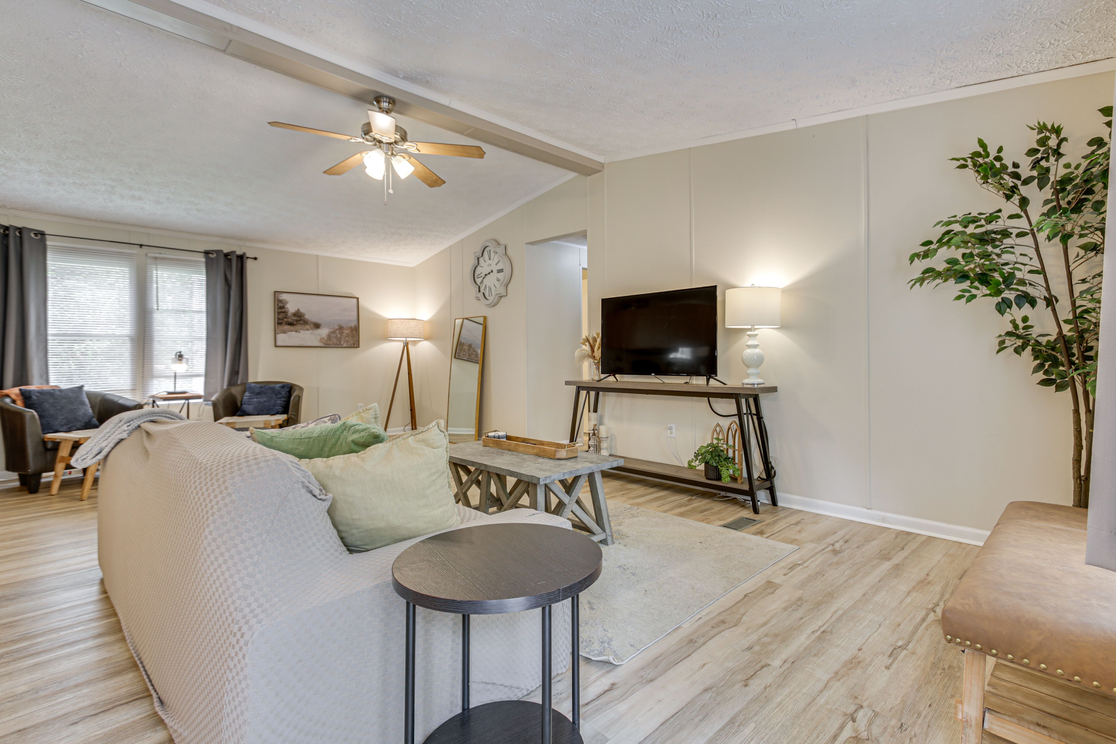 Living Room | Sleeper Sofa | Open Interior