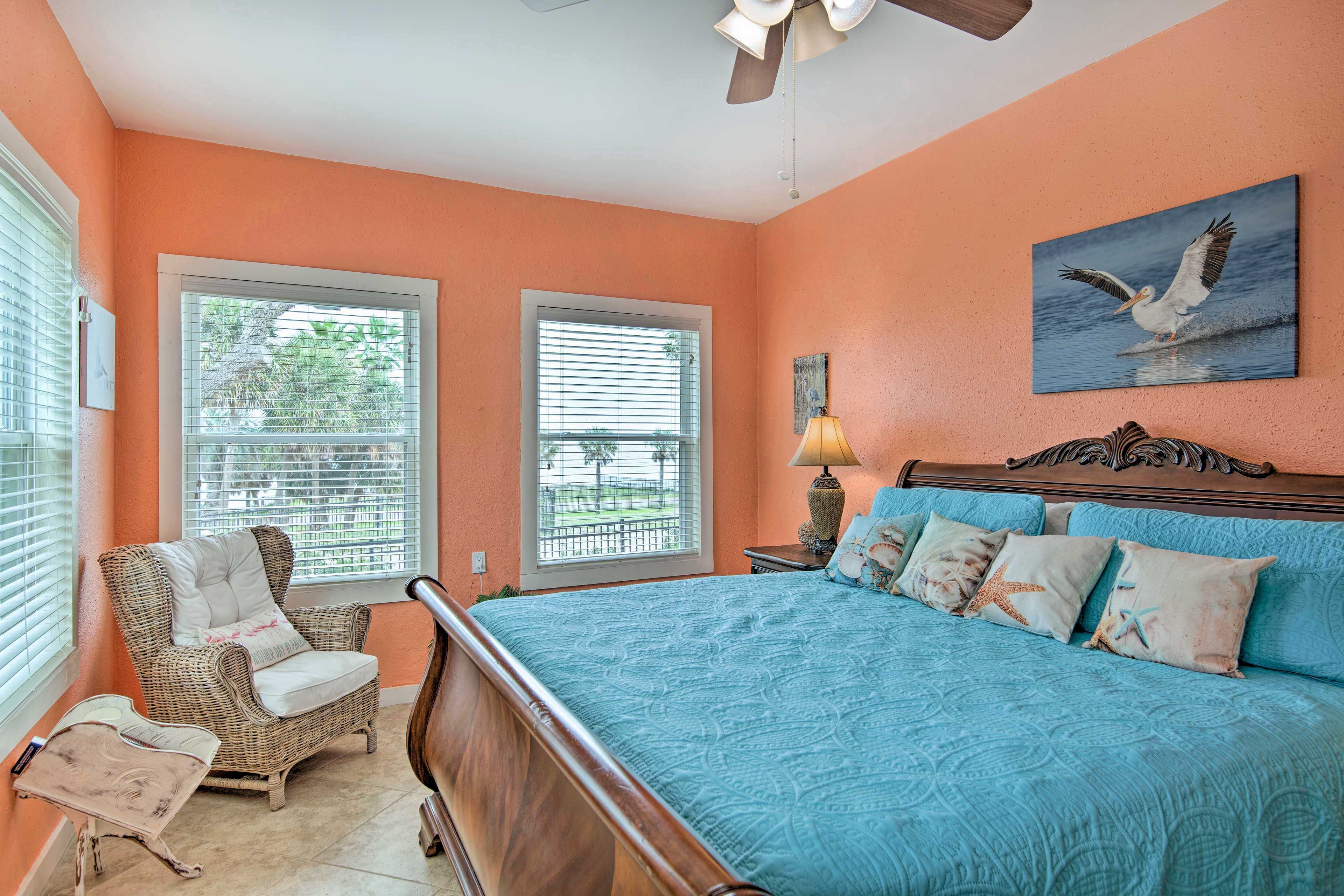 Bedroom 3 | King Bed