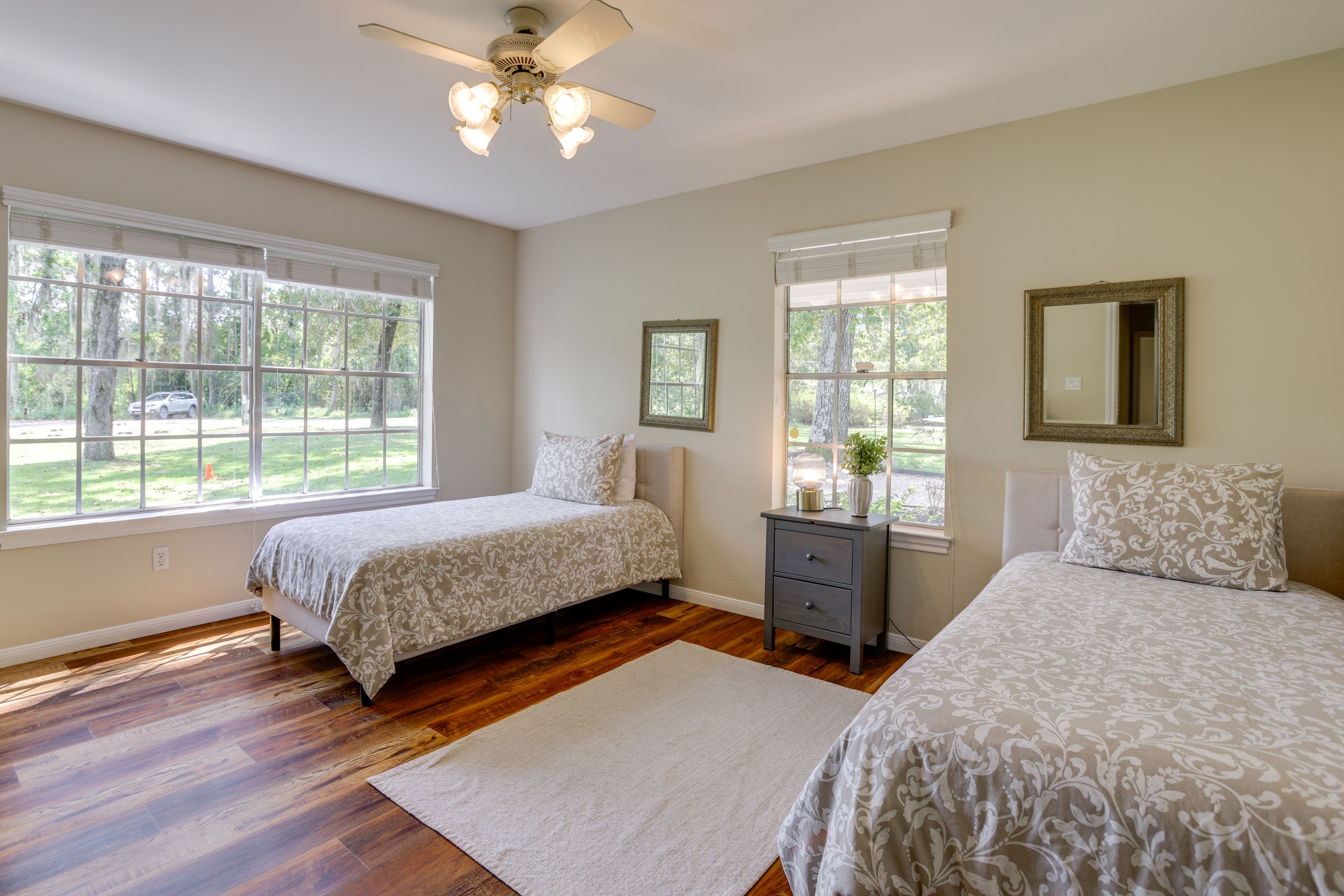 Bedroom 2 | 2 Twin Beds | 1st Floor