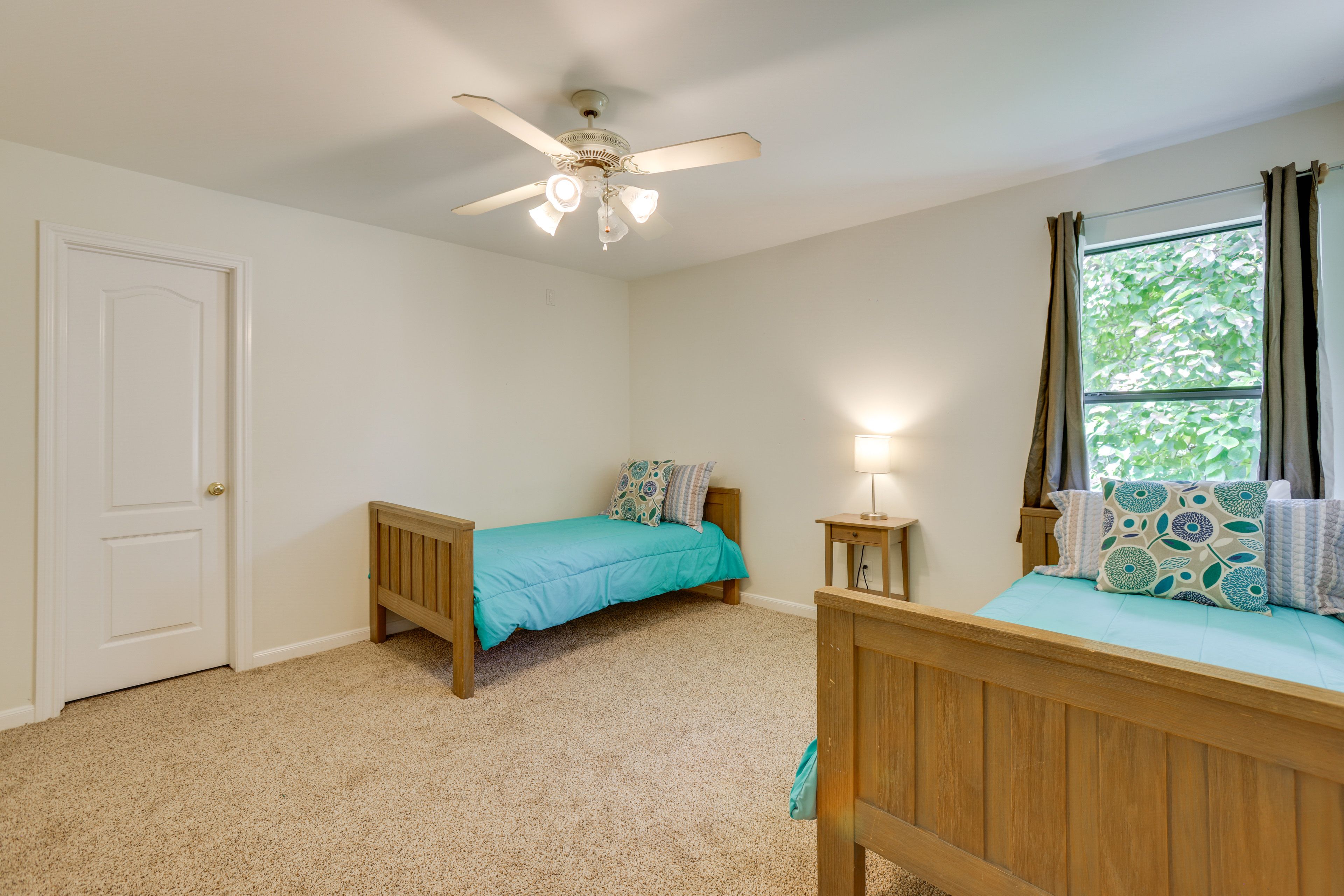 Bedroom 7 | 2 Twin Beds | 2nd Floor