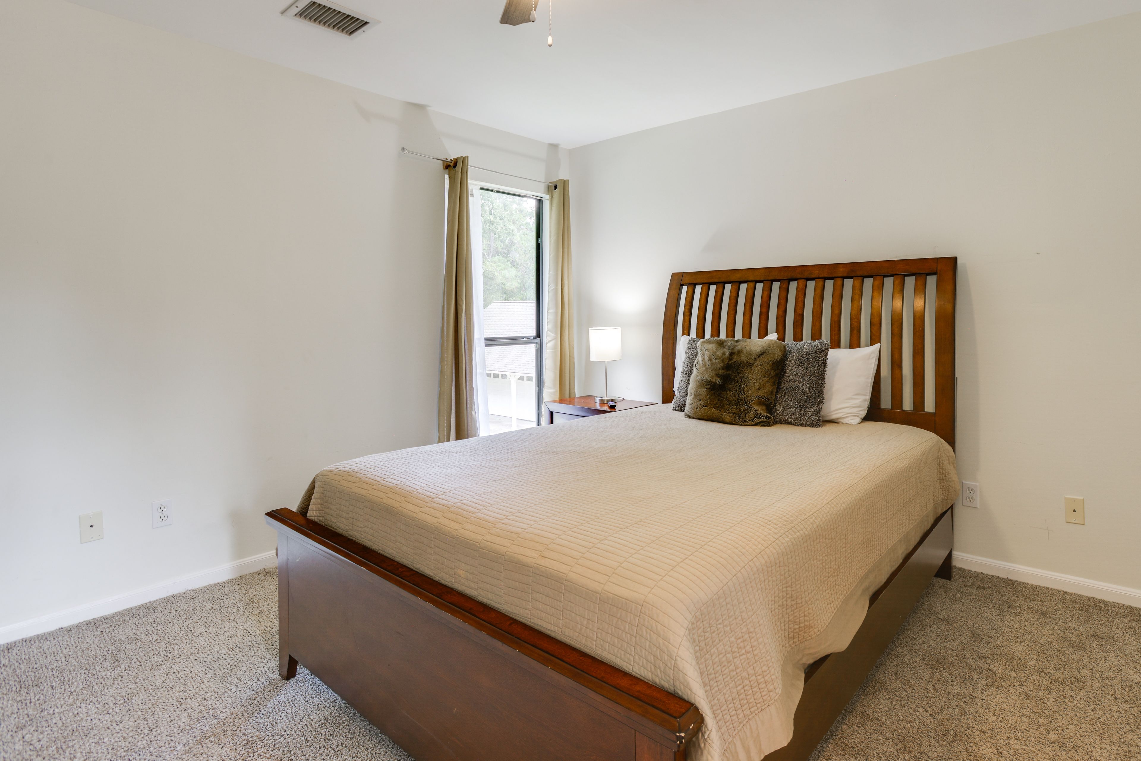 Bedroom 6 | Full Bed | 2nd Floor