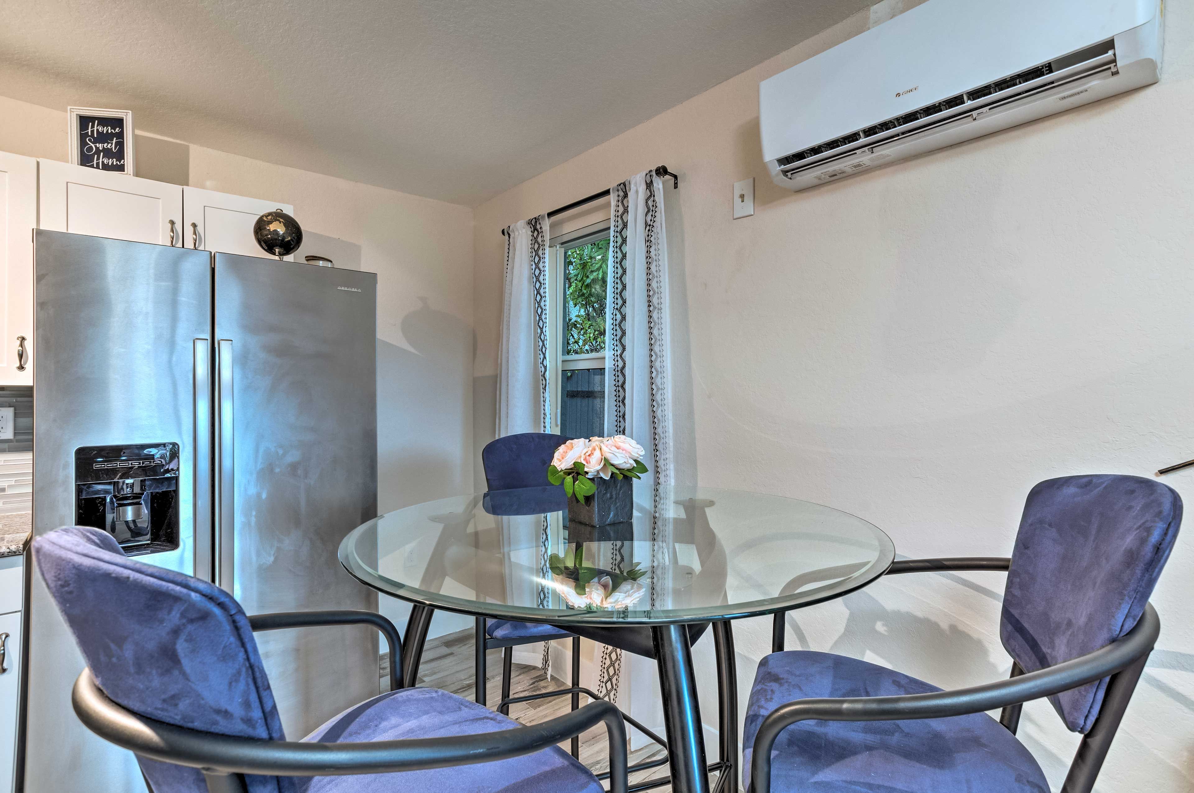 Dining Area | Central A/C (Mini-Splits) & Heating