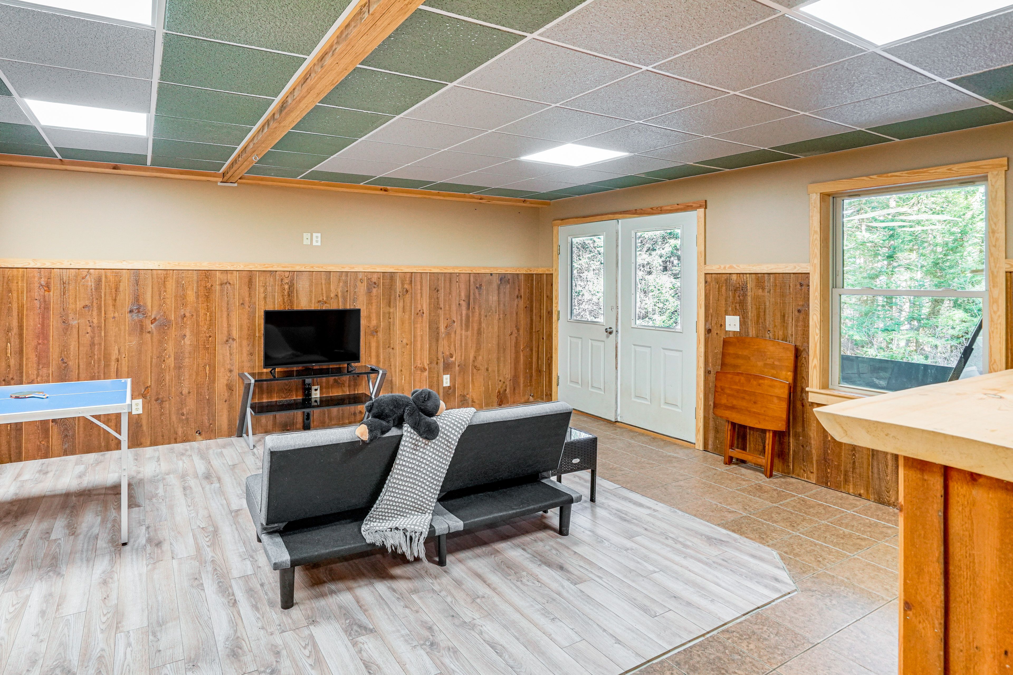 Game Room | Lower Level