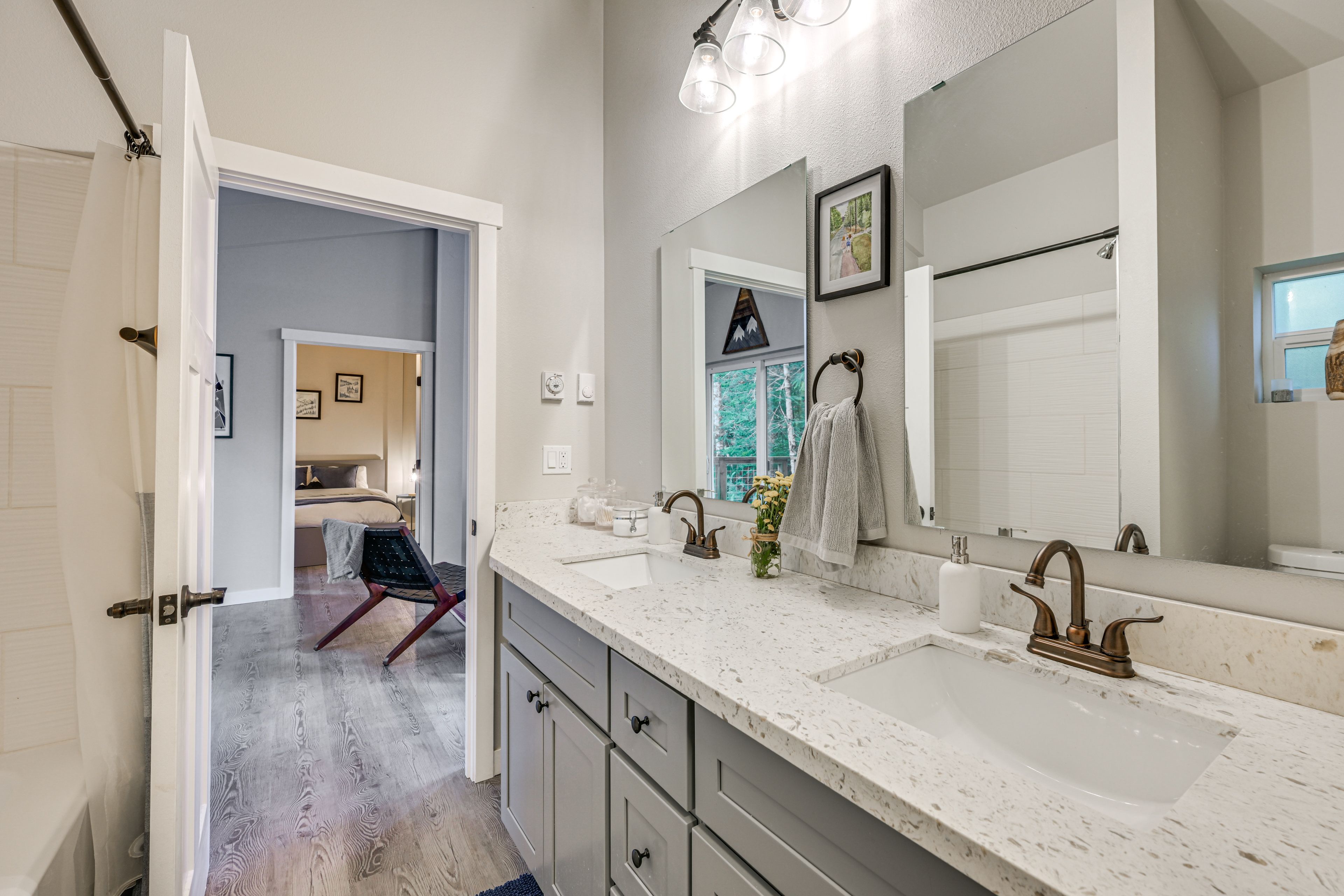 Full Bathroom | 1st Floor