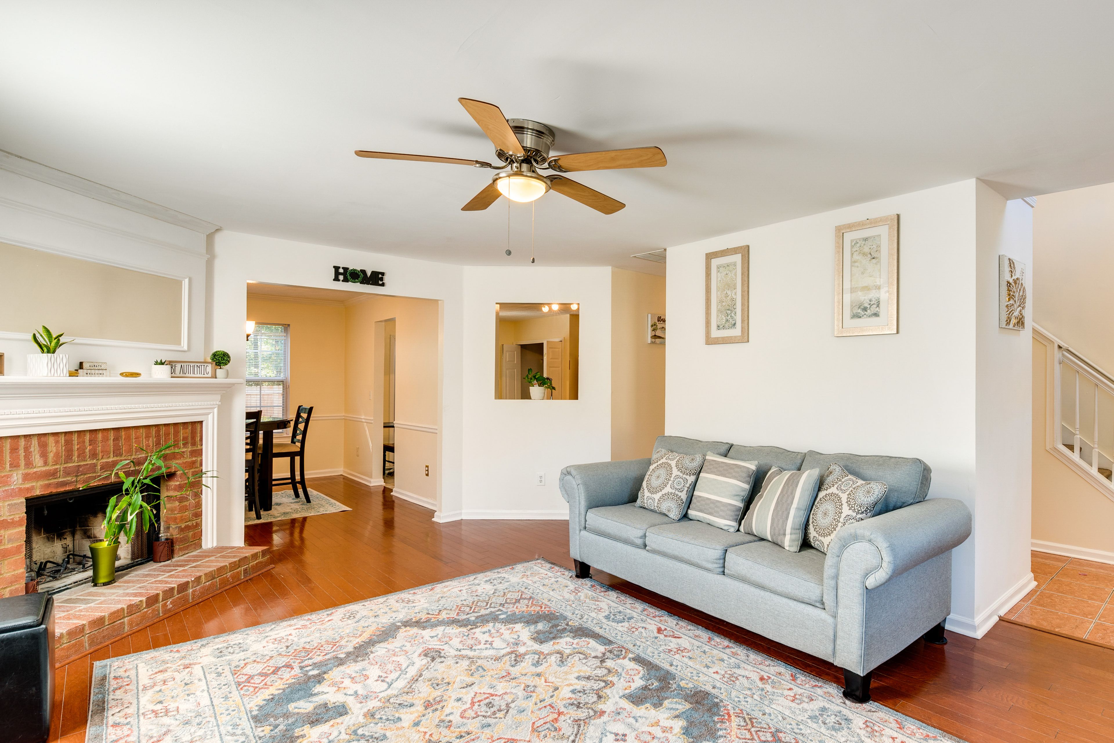Living Room | Free WiFi | Smart TV | Sleeper Sofa