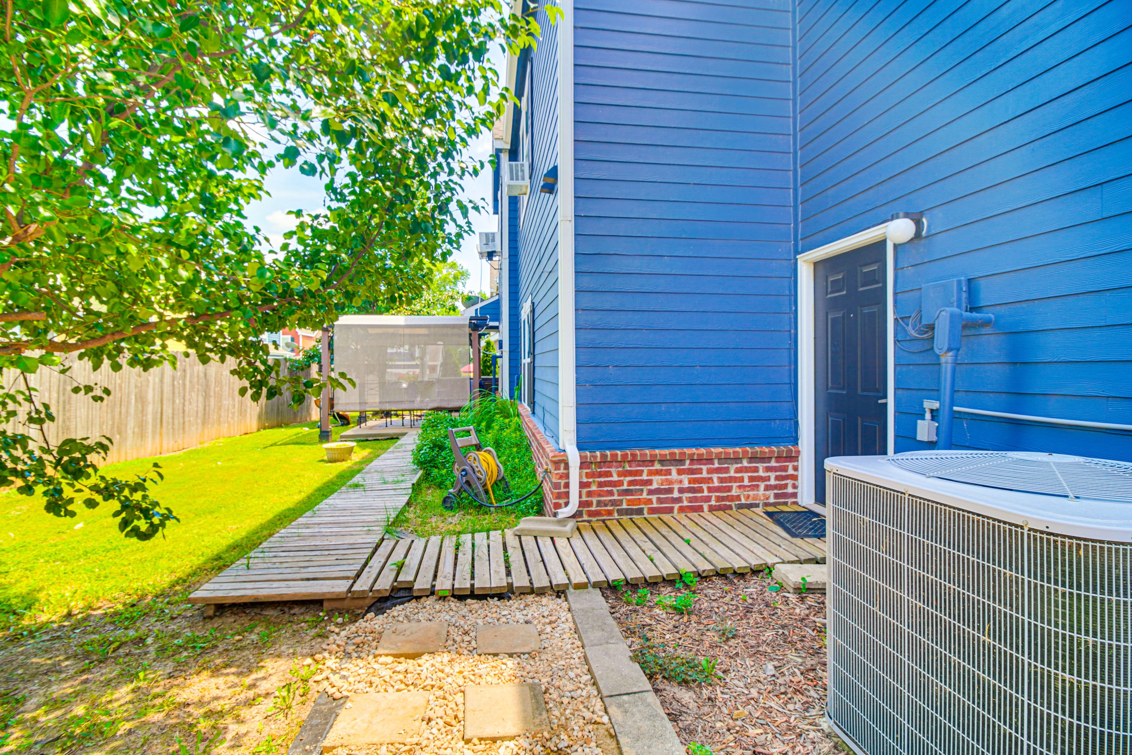 Yard Access