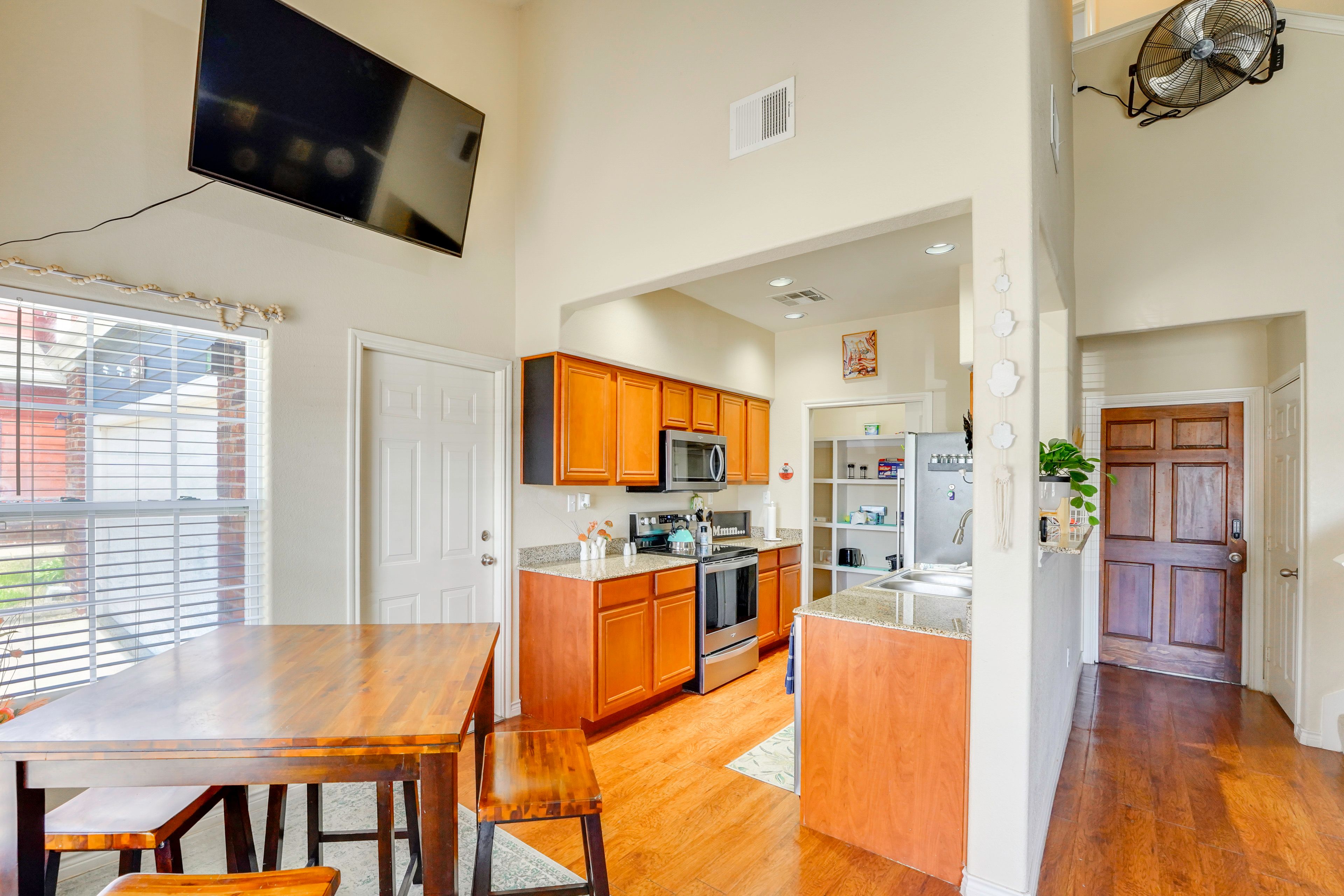 Kitchen | 1st Floor