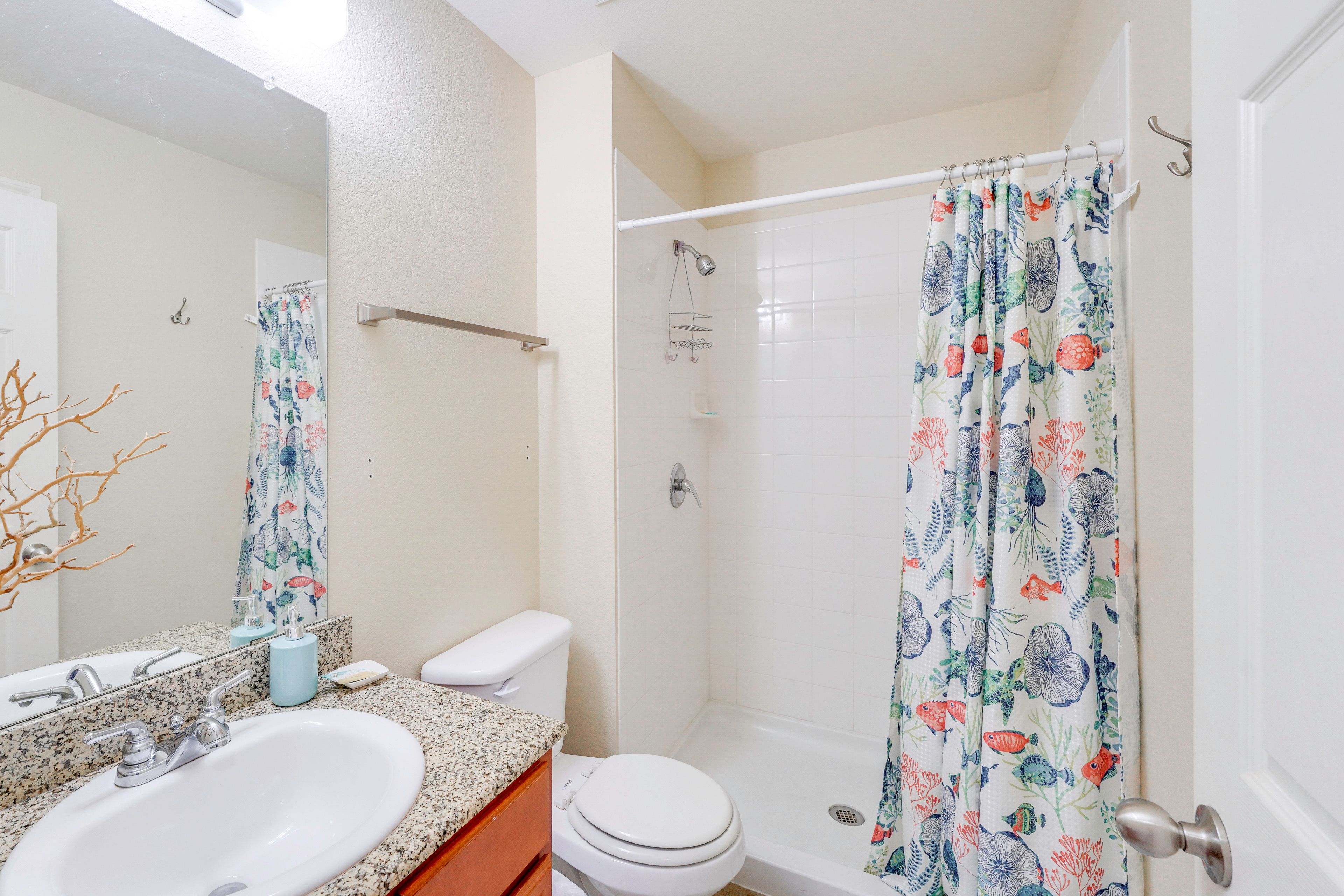 Bathroom | 2nd Floor