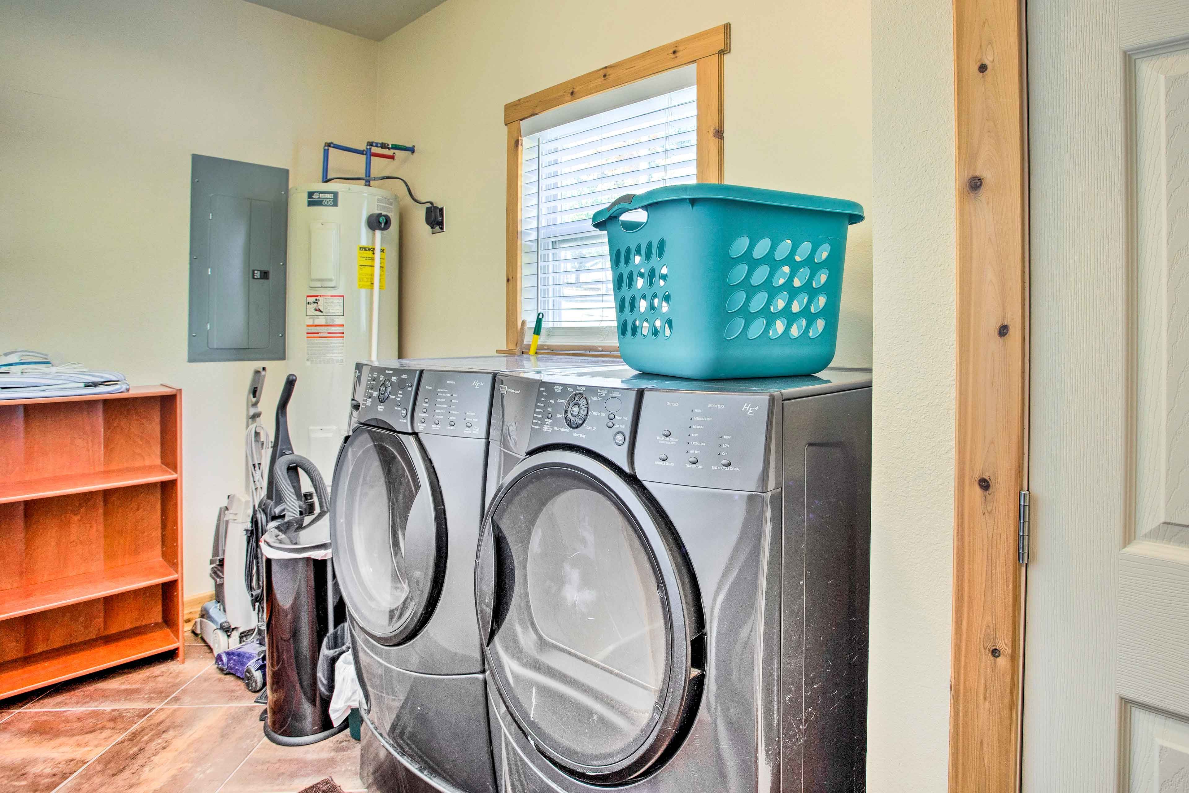 Laundry Room | Washer & Dryer
