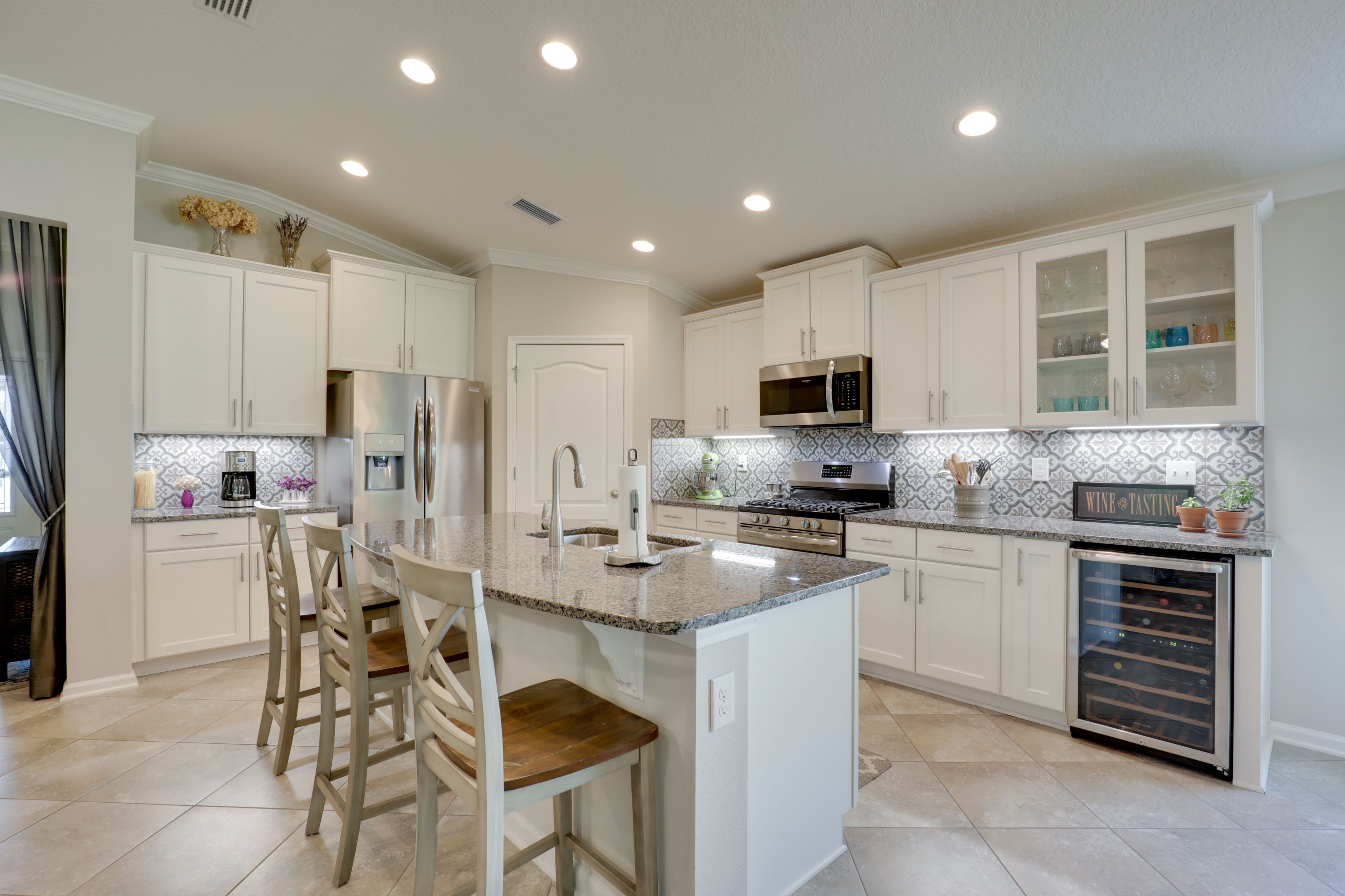 Kitchen | Cooking Basics | Spices | Single-Story Home