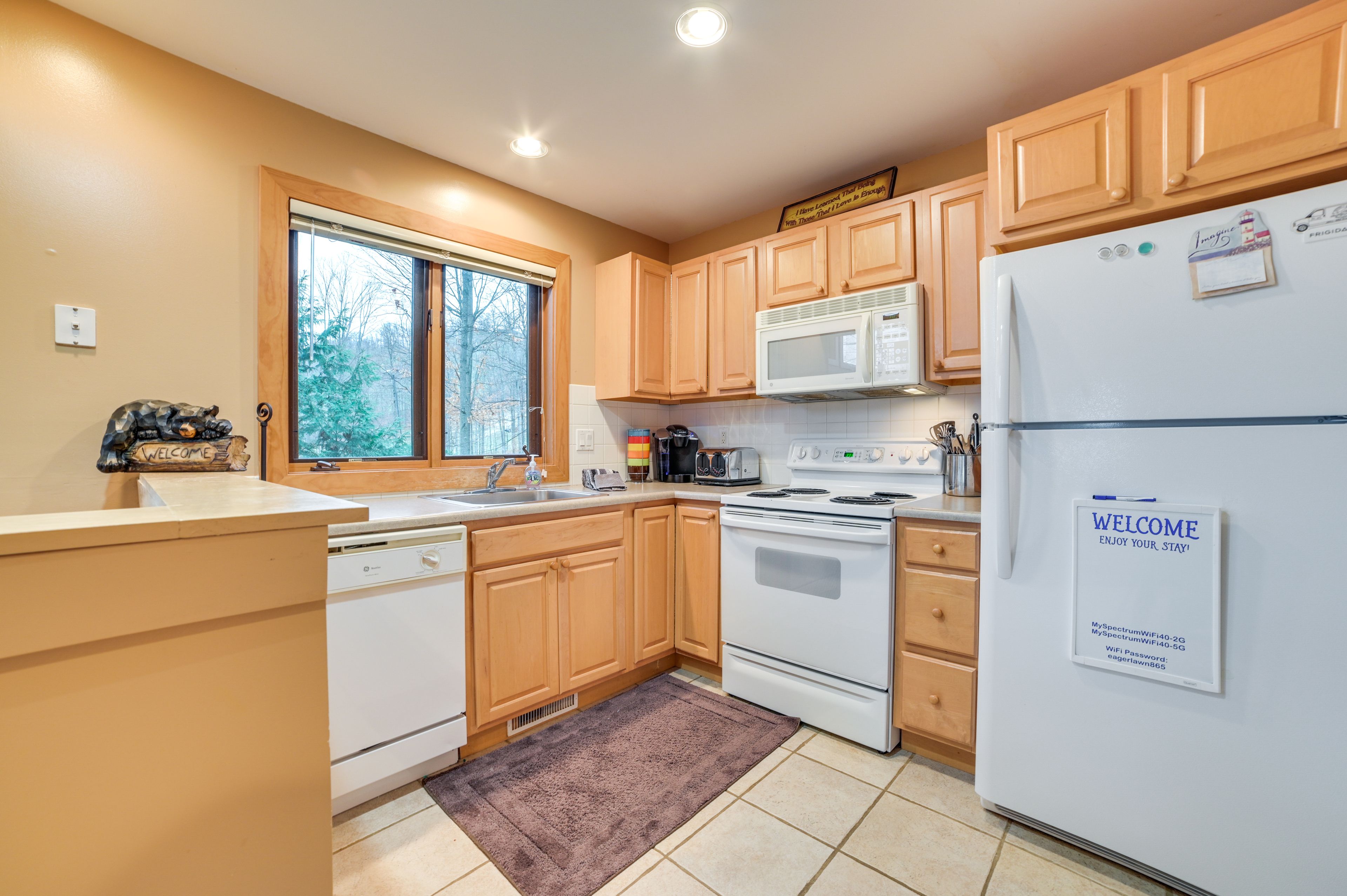 Kitchen | 1st Floor | Complimentary Spices