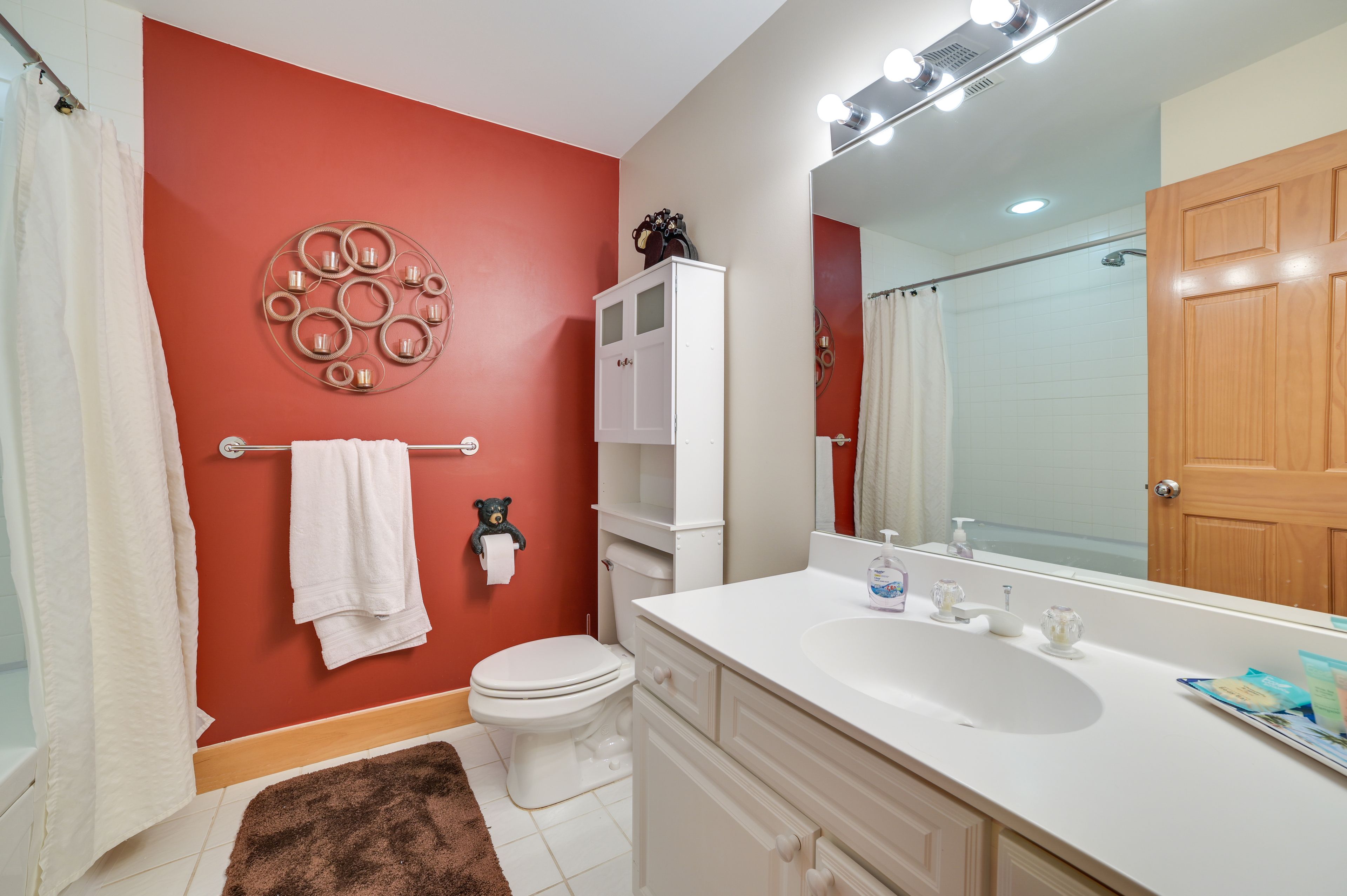 En-Suite | 1st Floor | Complimentary Toiletries