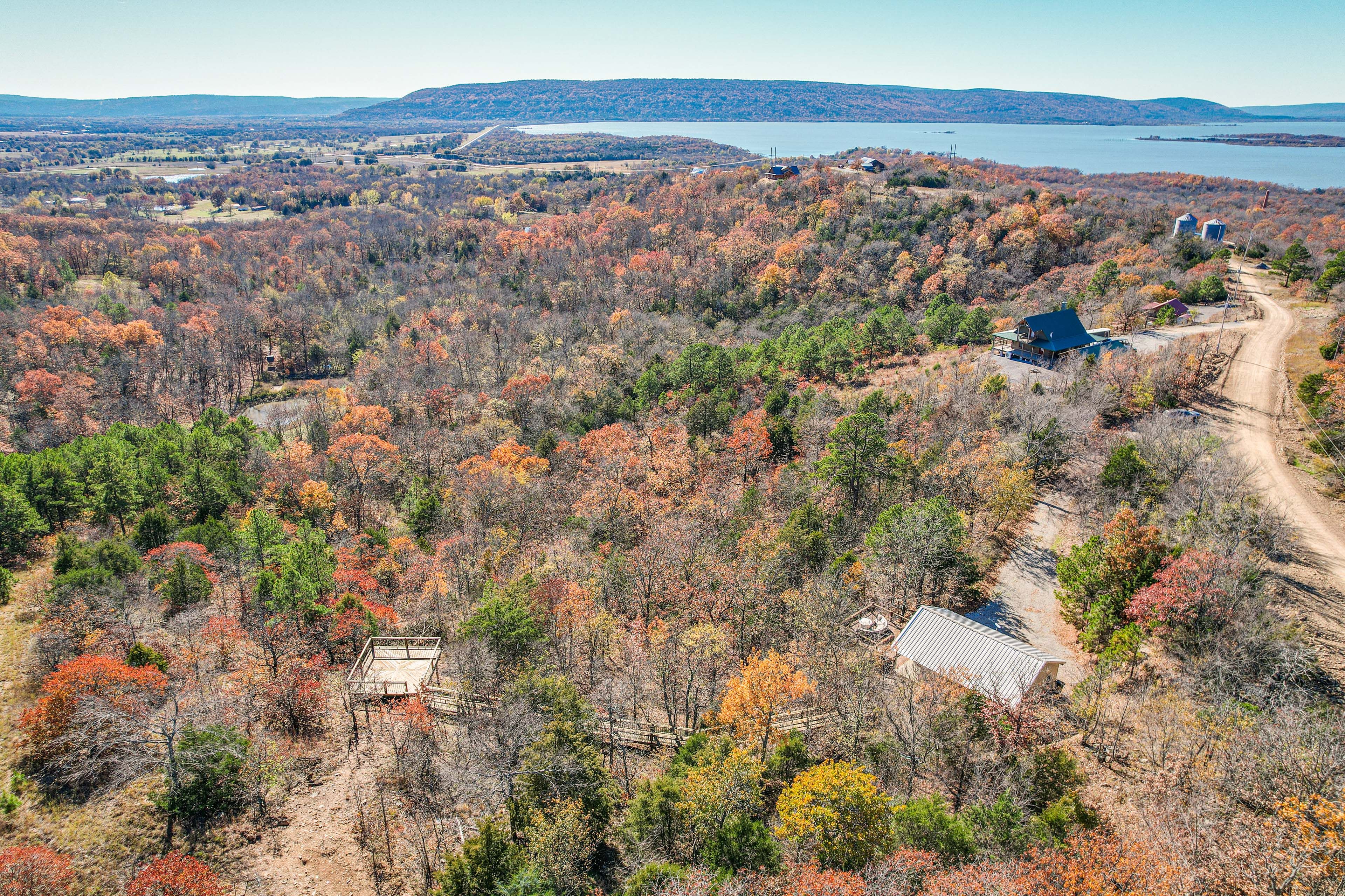 Cabin Exterior | 1 Mi to Sardis Lake