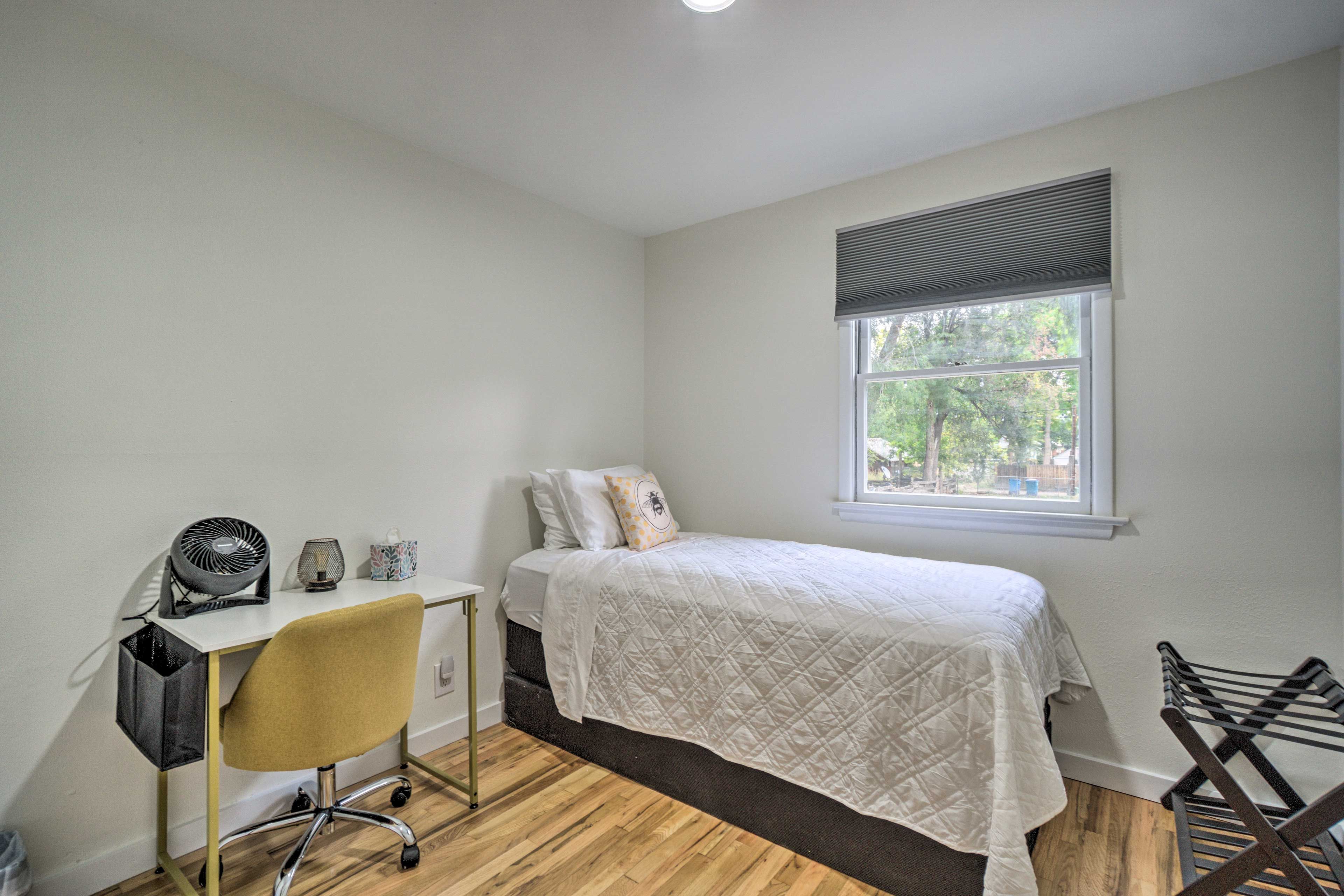 Bedroom 3 | Twin Bed