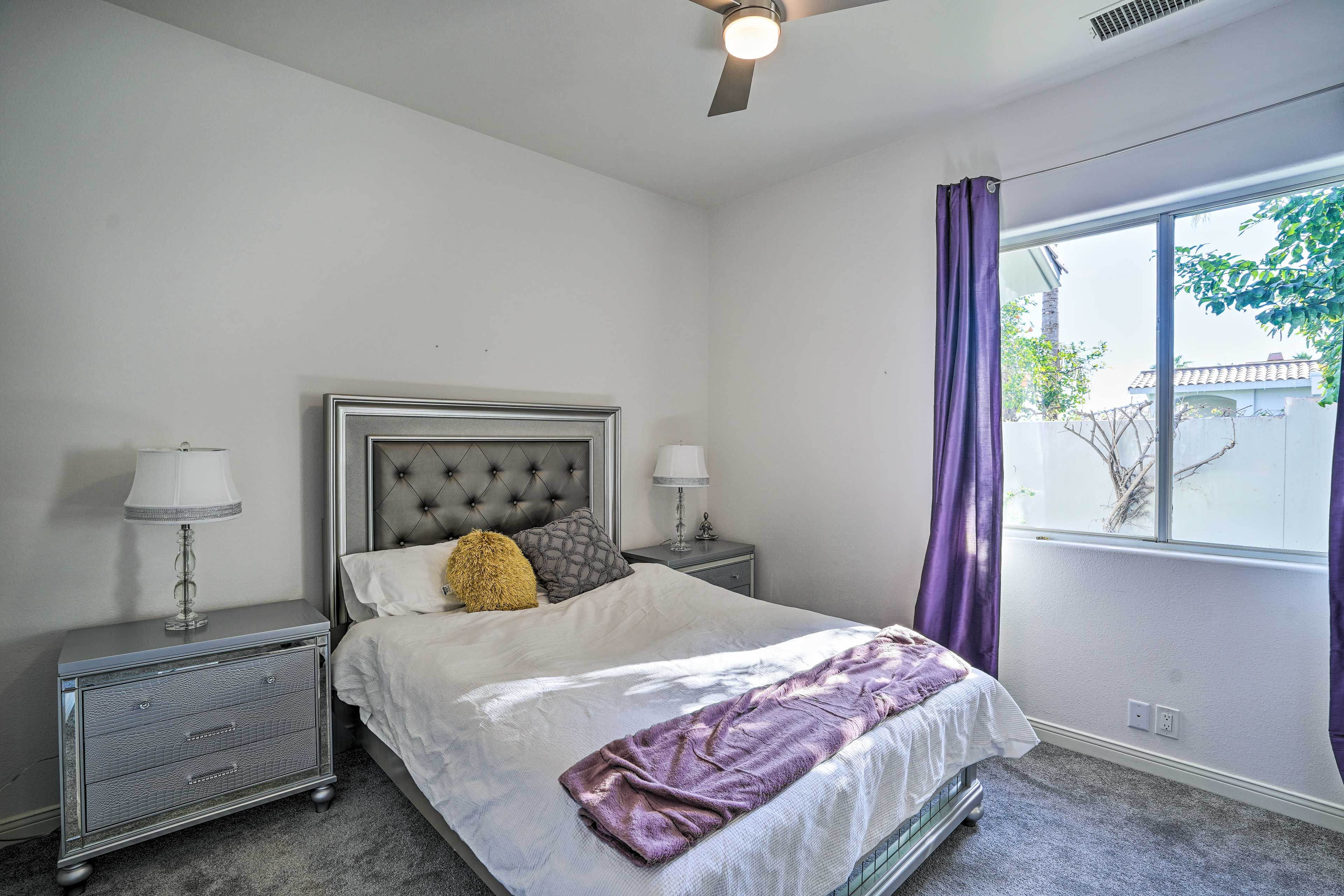 Bedroom 3 | Queen Bed