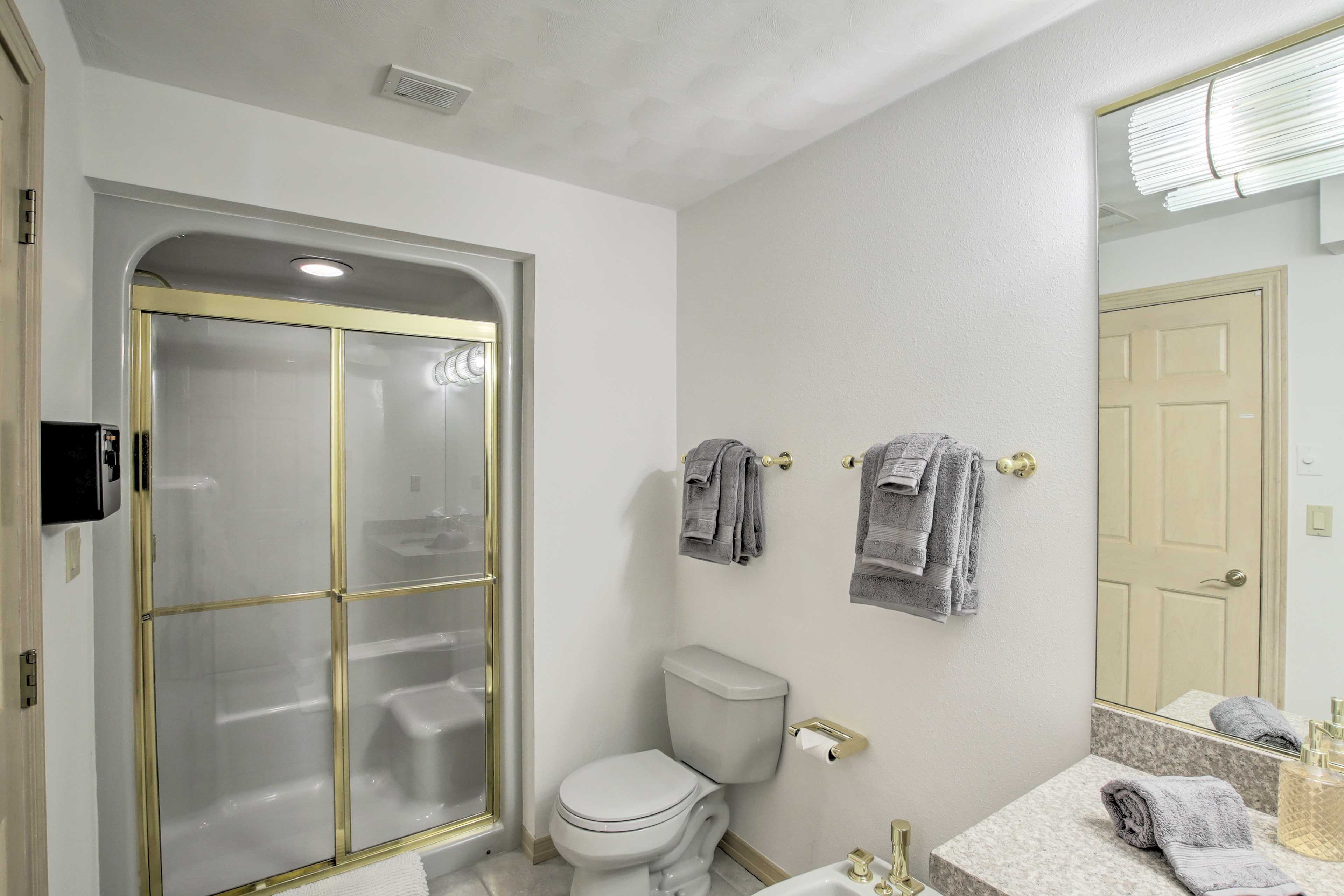 Full Bathroom | Basement