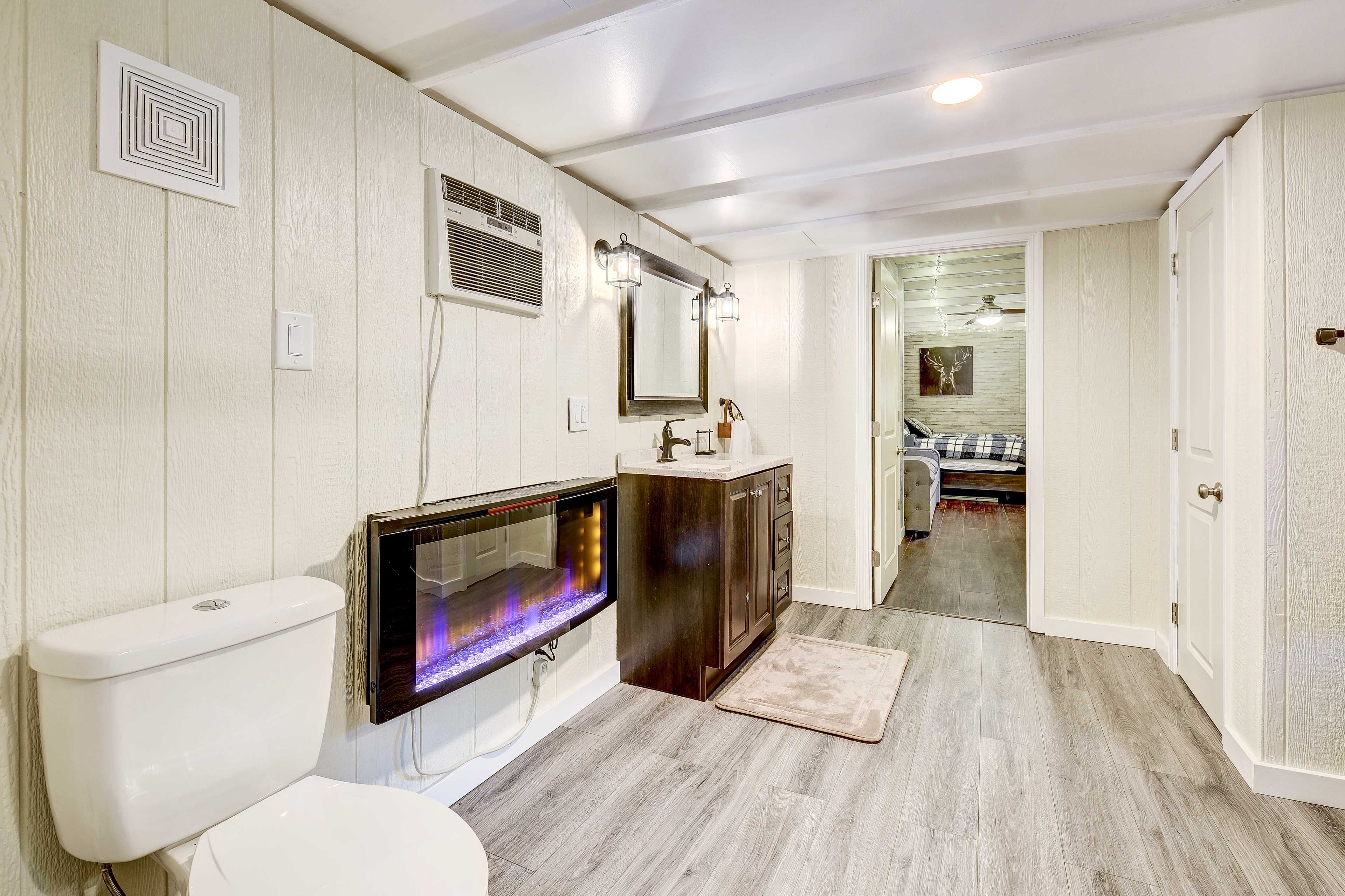 Full Bathroom