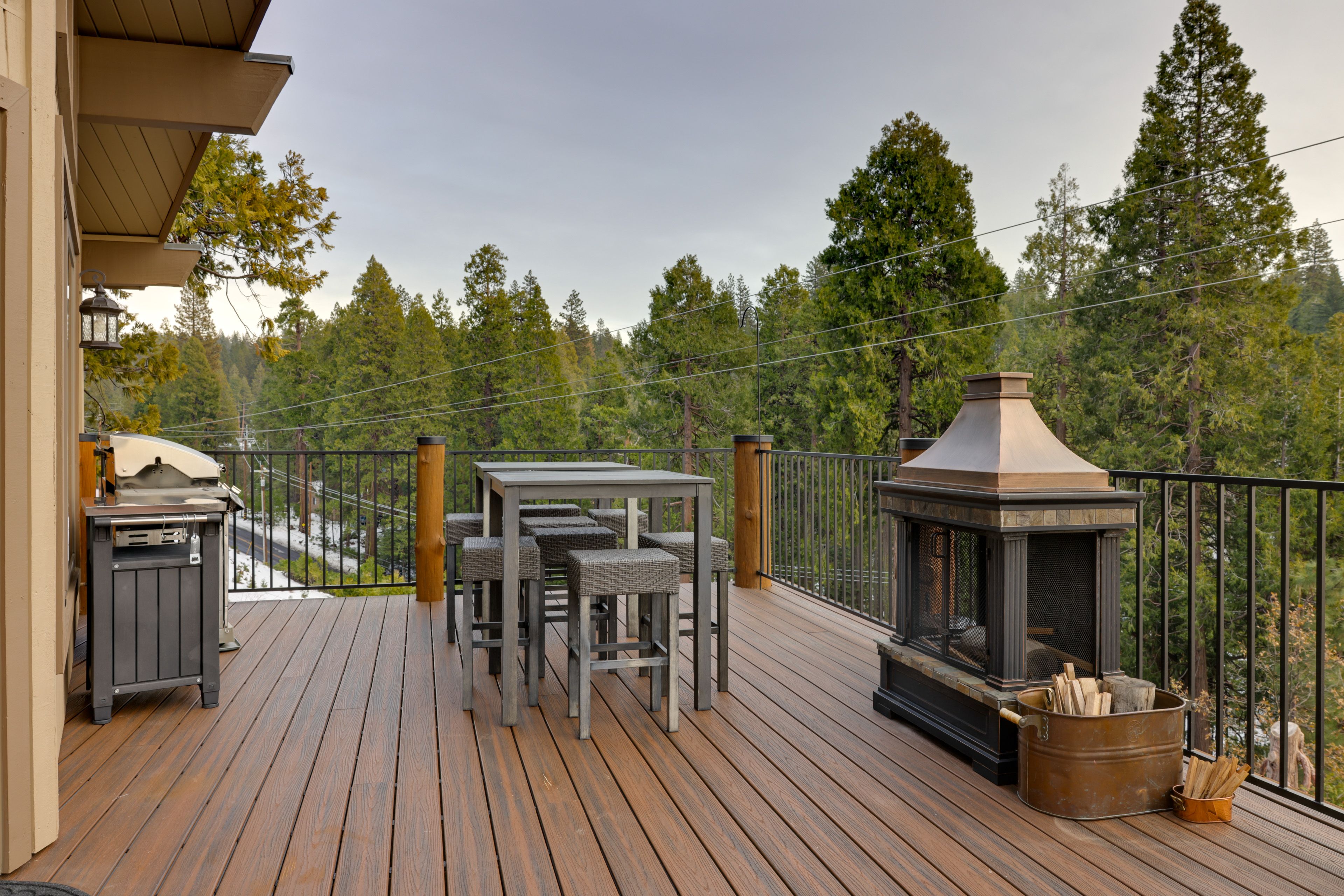 Private Deck | 2 Fire Pits | Gas Grill | Hot Tub