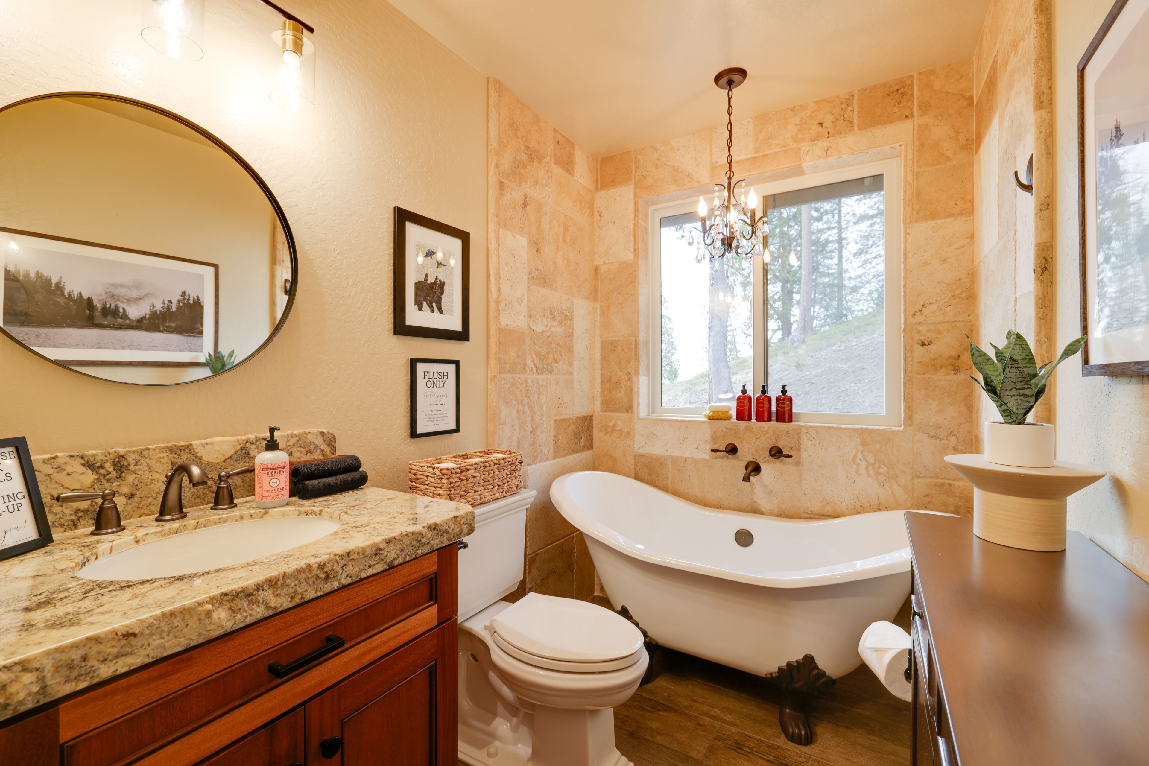 Full Bathroom