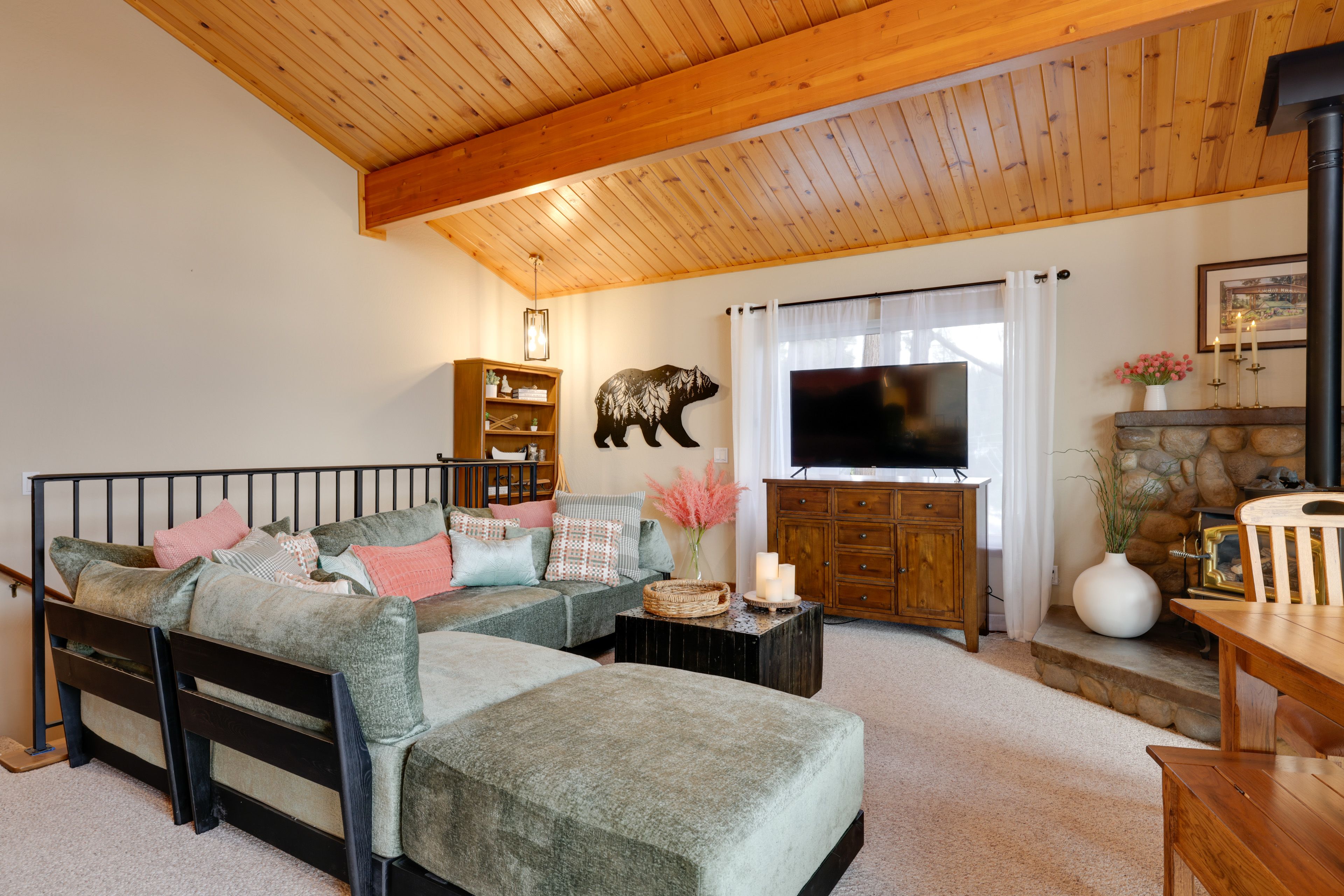 Family Room | Smart TV