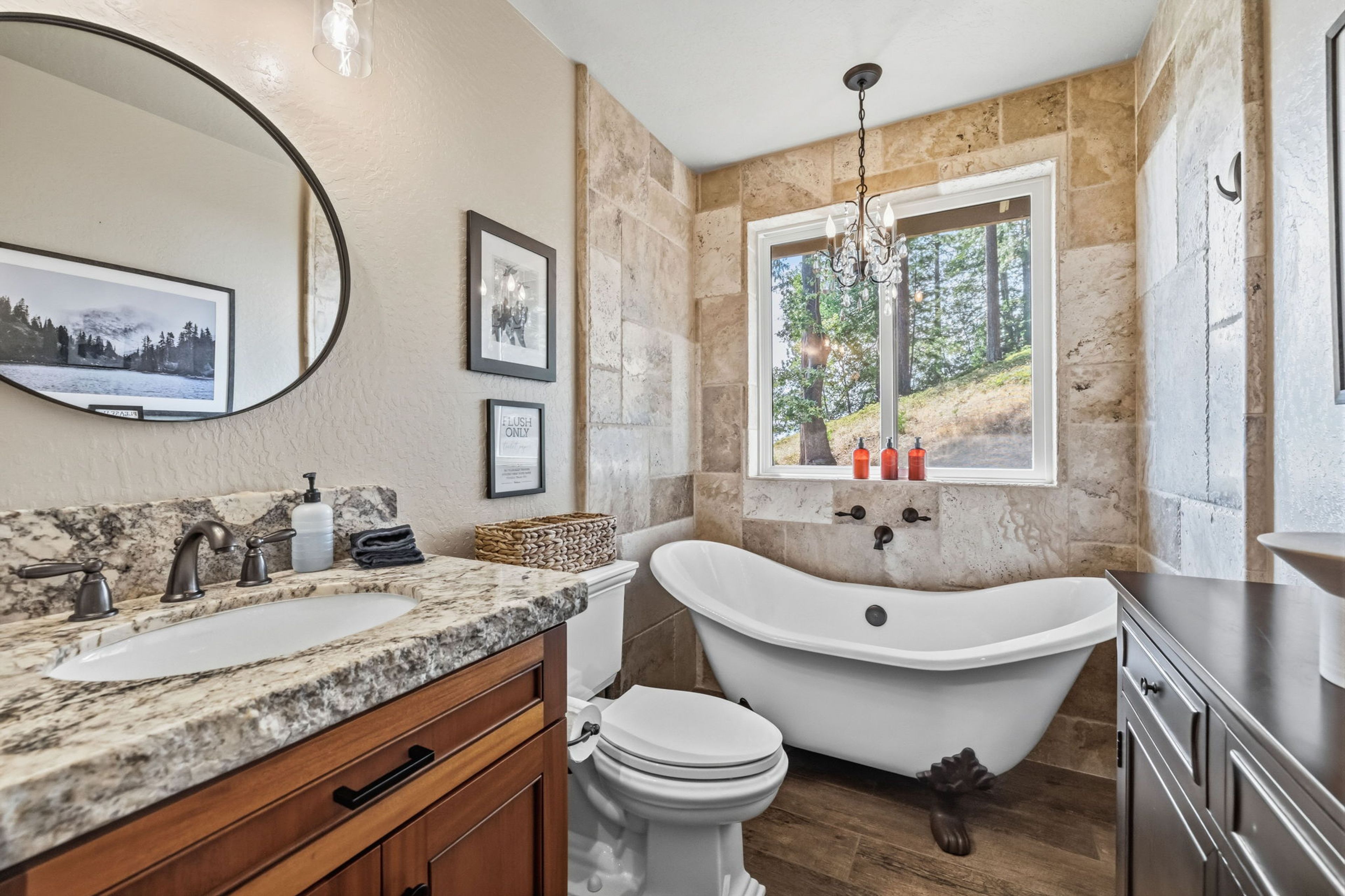 Full Bathroom