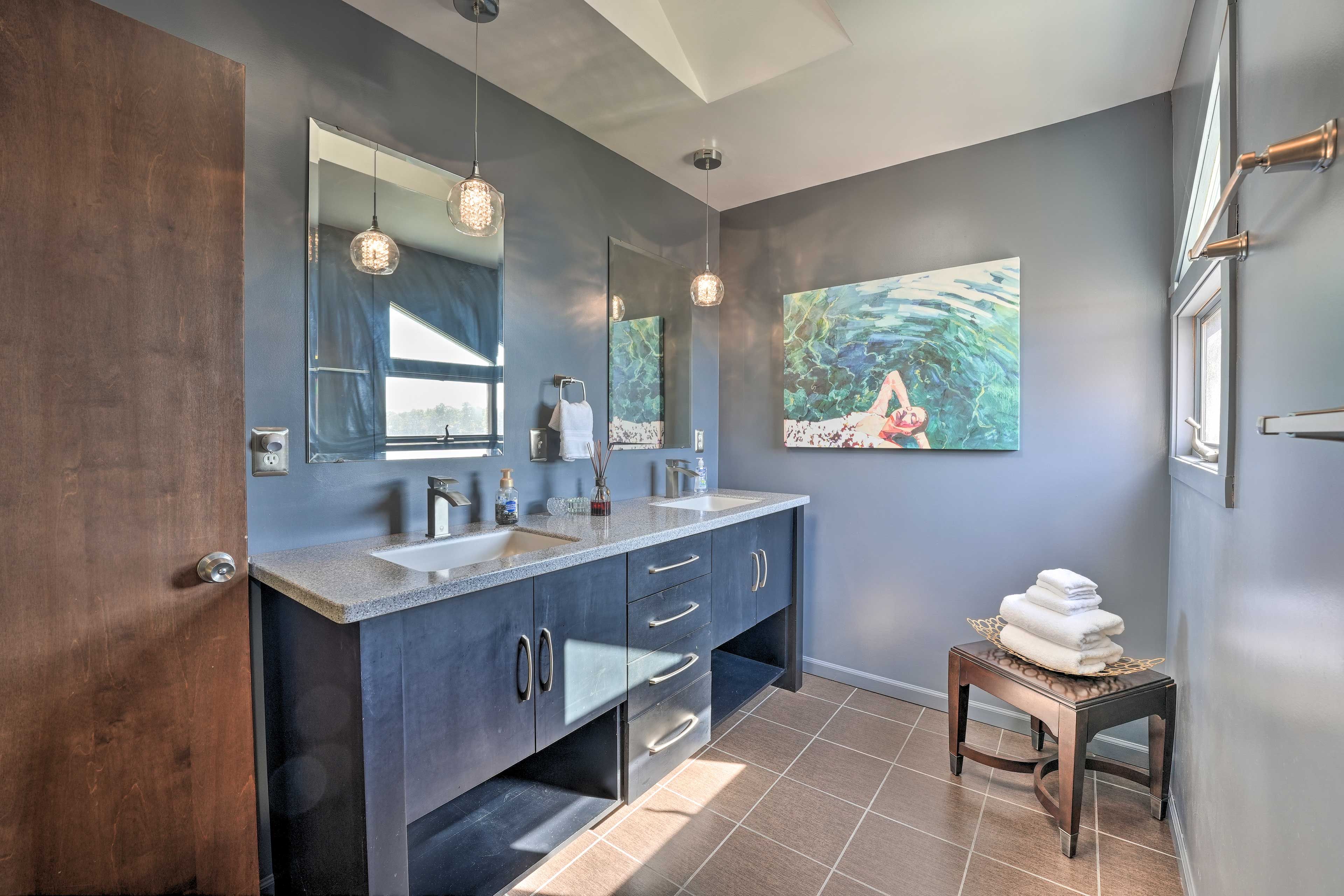 Full Bathroom
