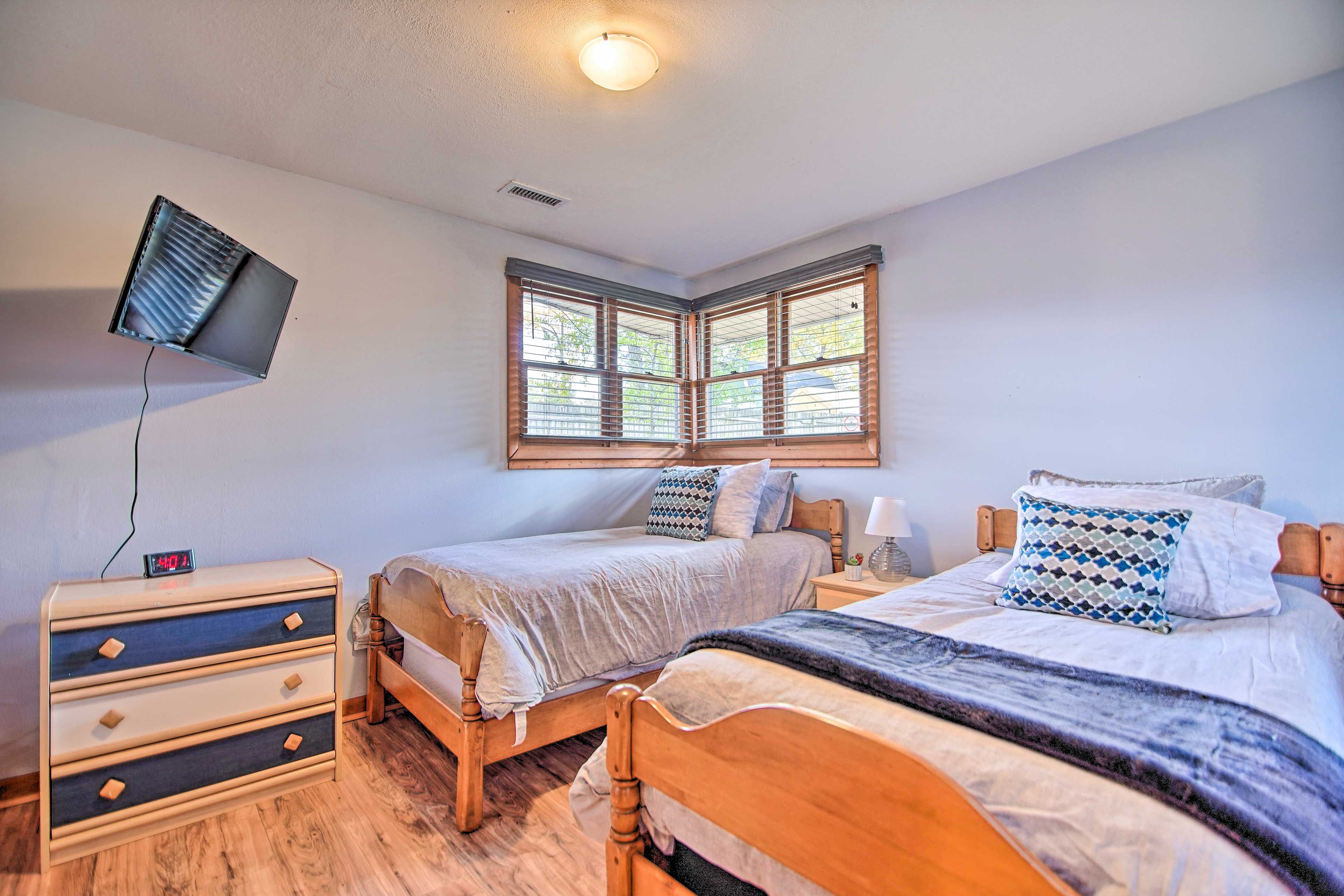 Bedroom 3 | 2 Twin Beds