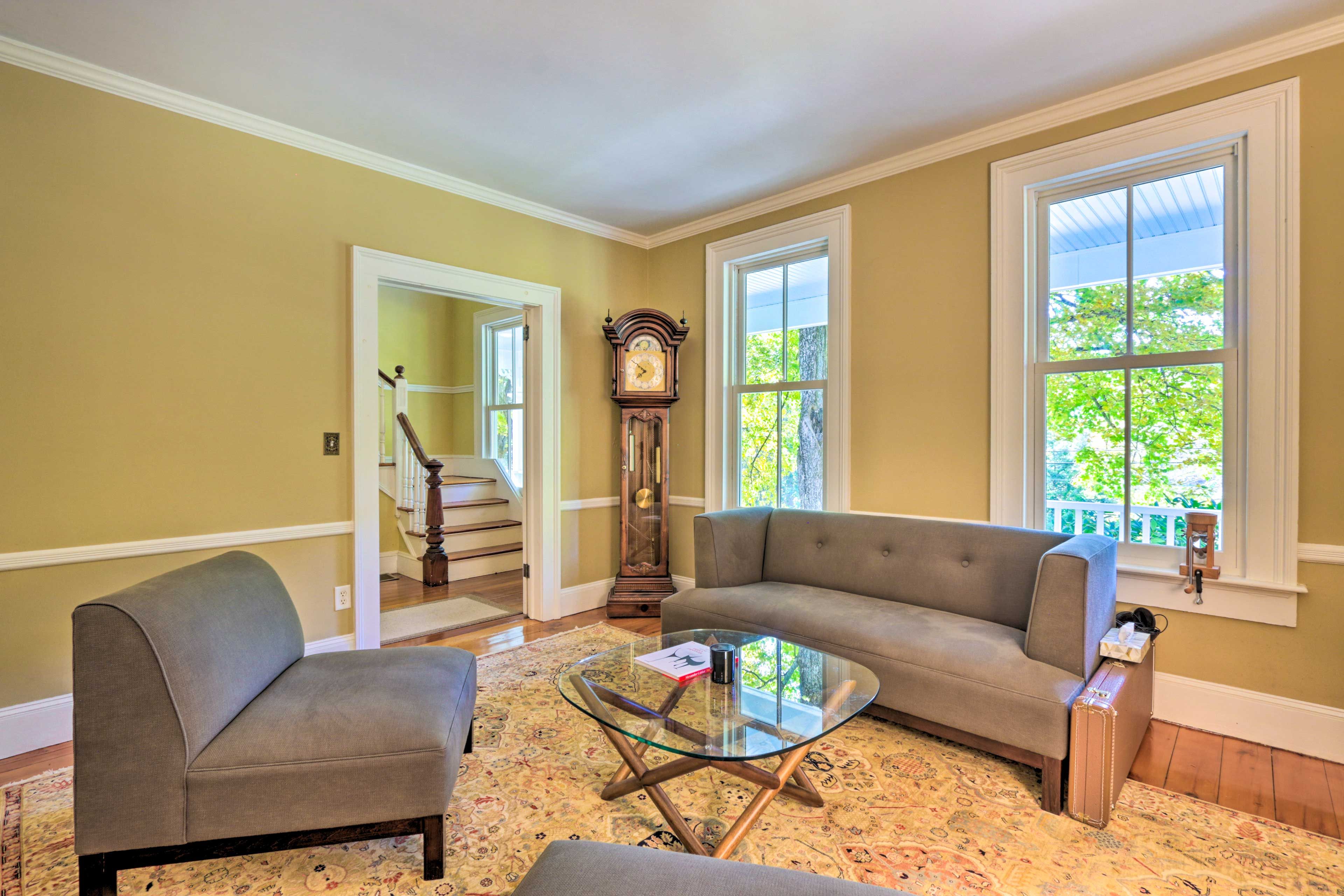 Living Room | Fireplace