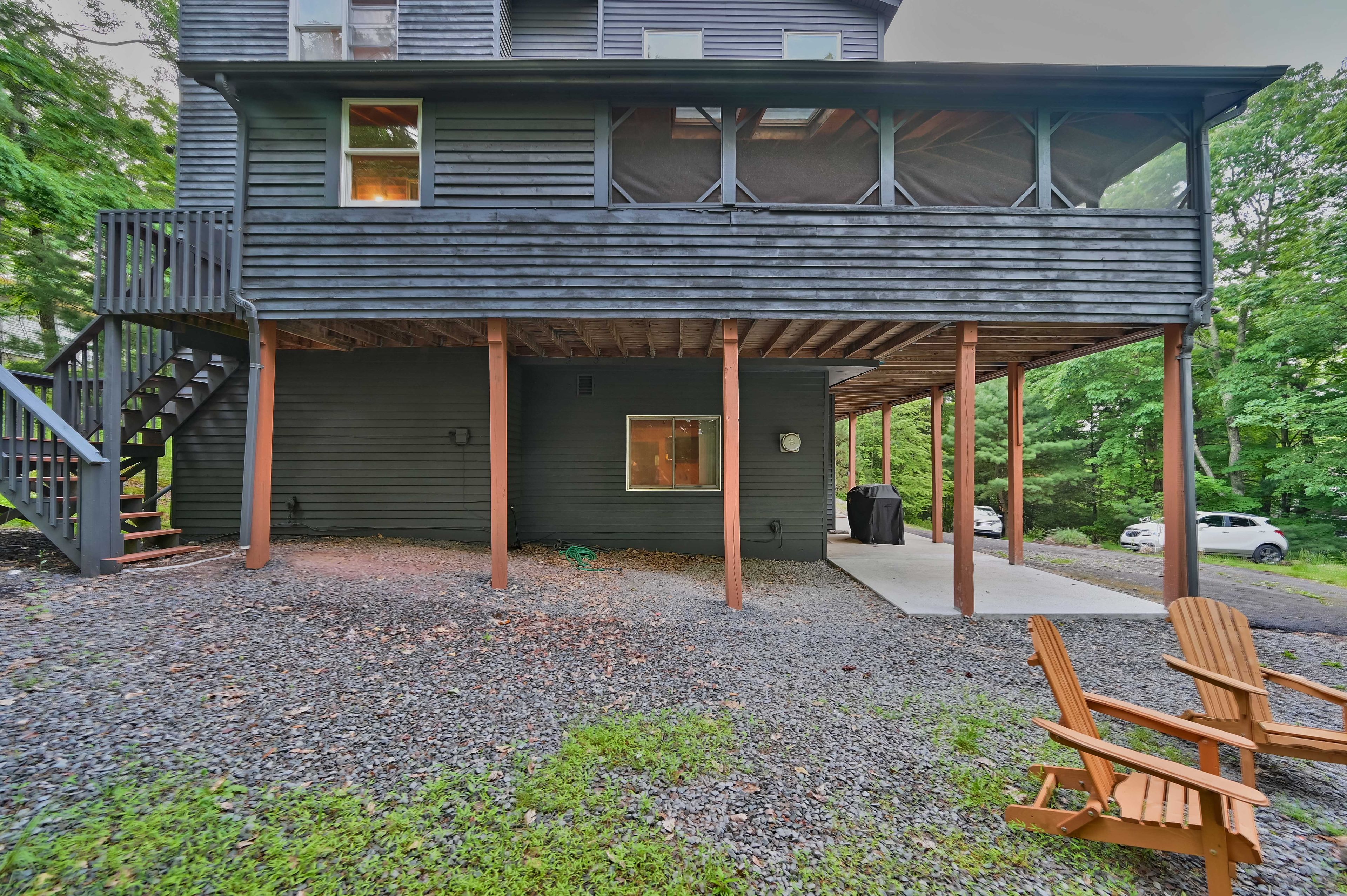 Covered Patio | Gas Grill | Fire Pit