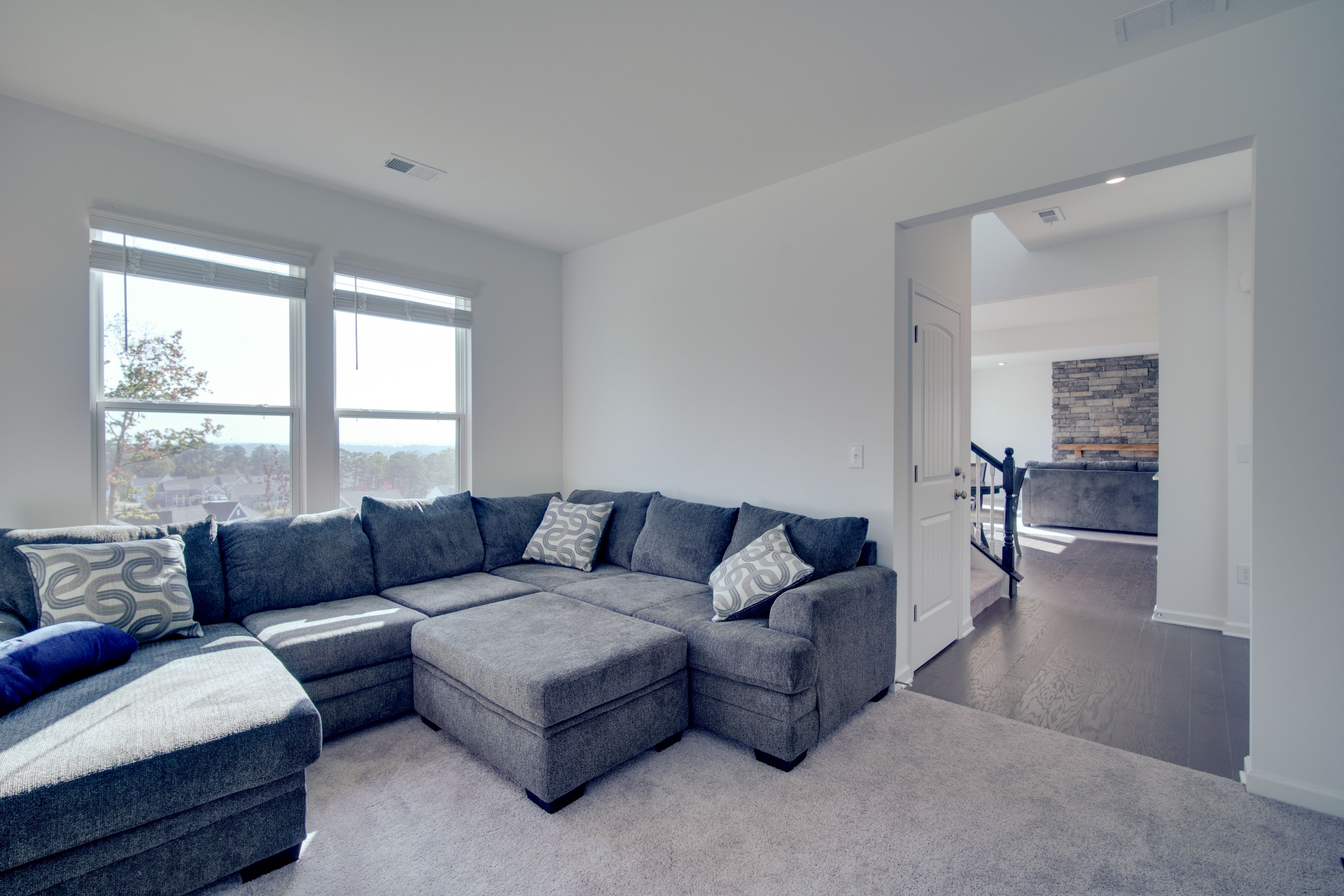 Living Area | Smart TV