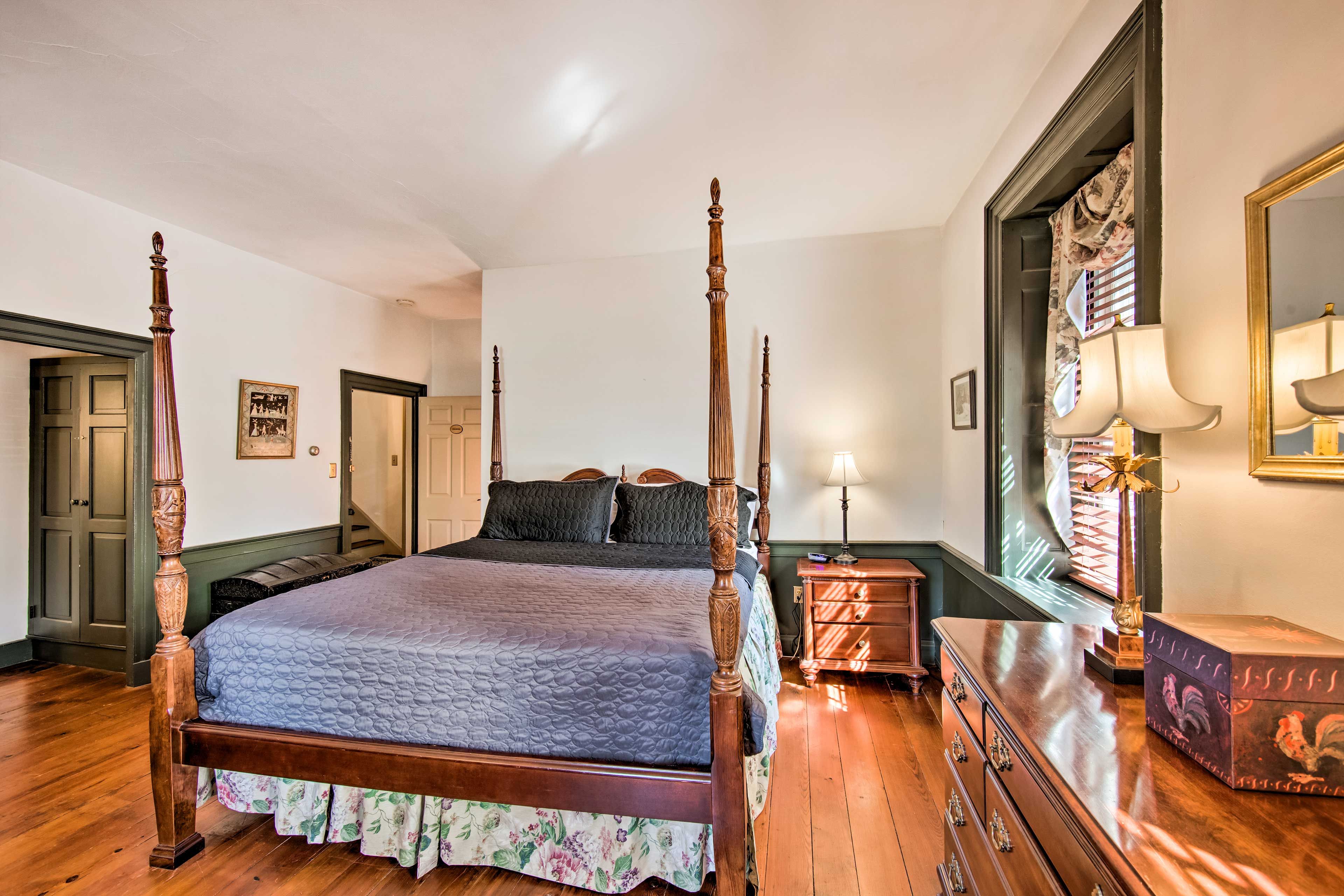Bedroom 3 | Queen Bed | 2nd Floor