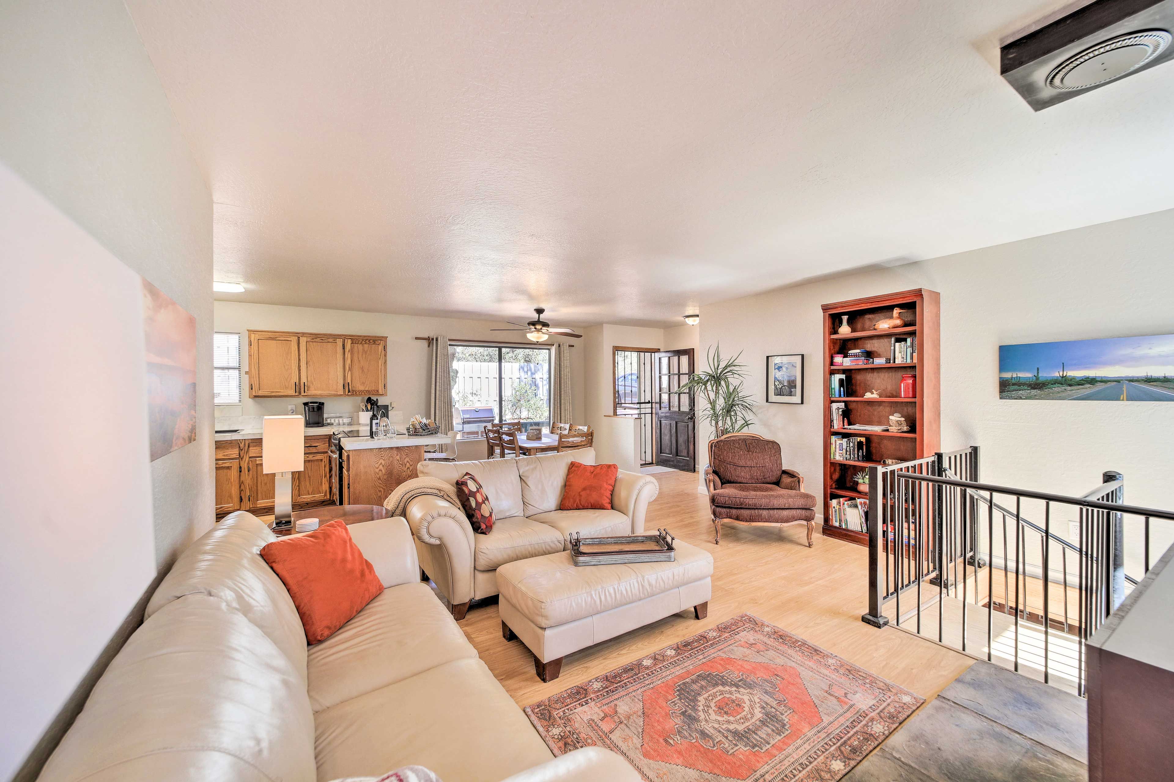 Living Room | Smart TV | Books & Board Games