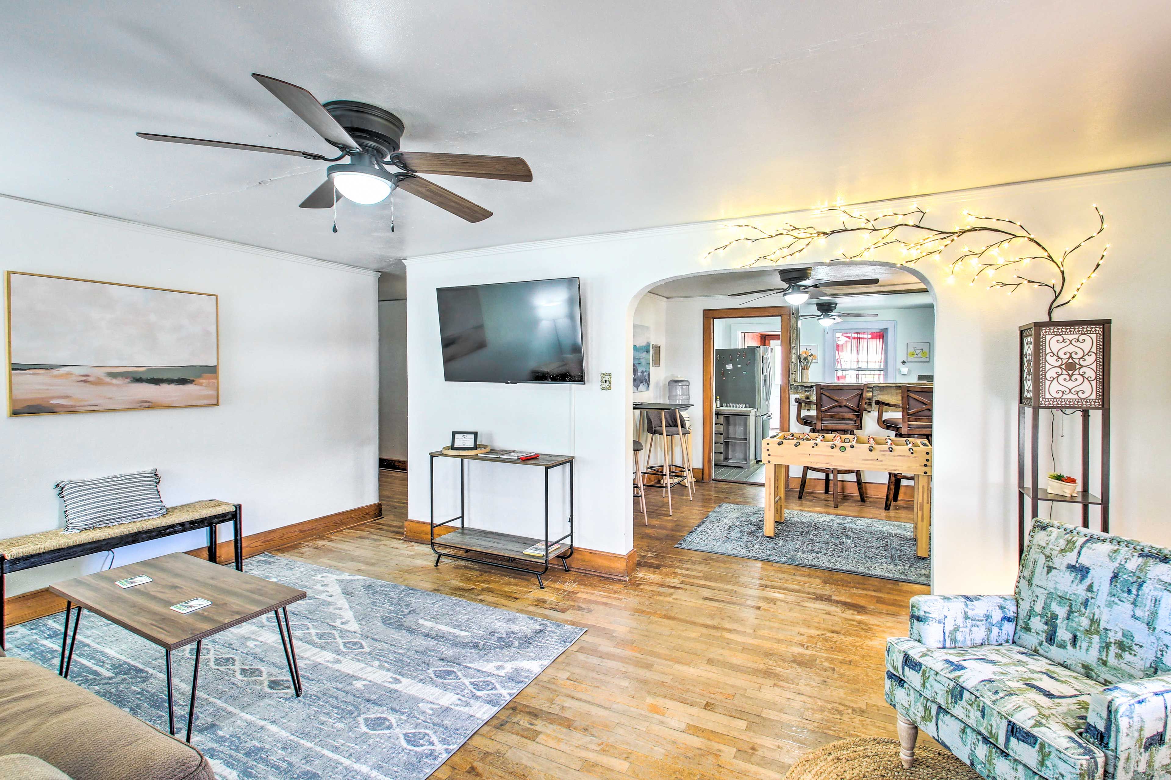 Living Room | Twin Sleeper Sofa