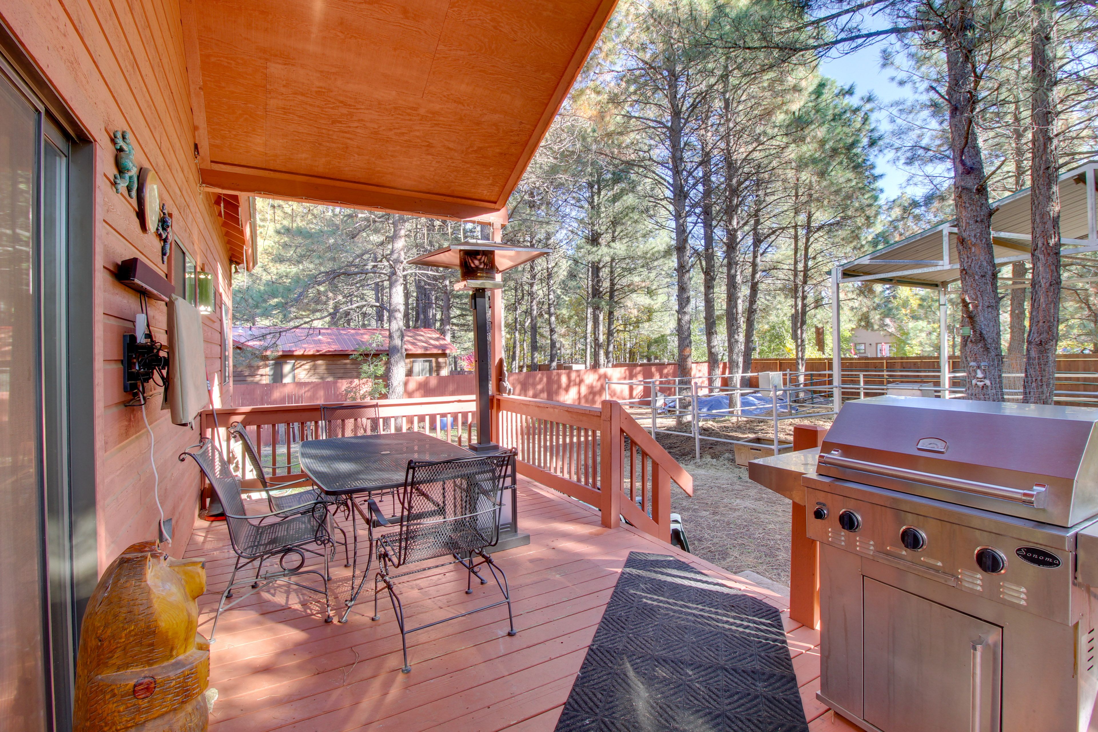 Private Deck | Gas Grill | Heater