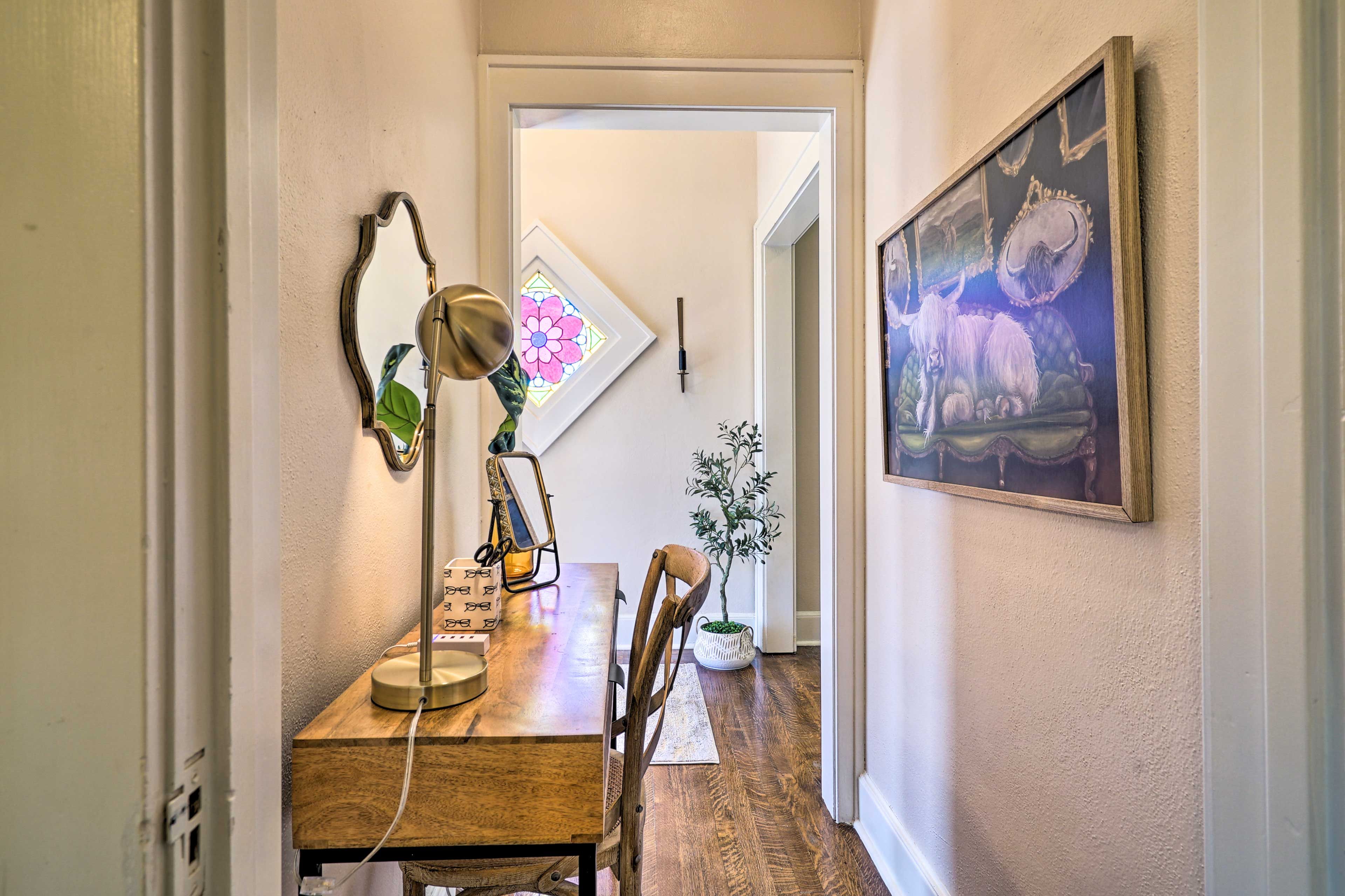 Desk Area