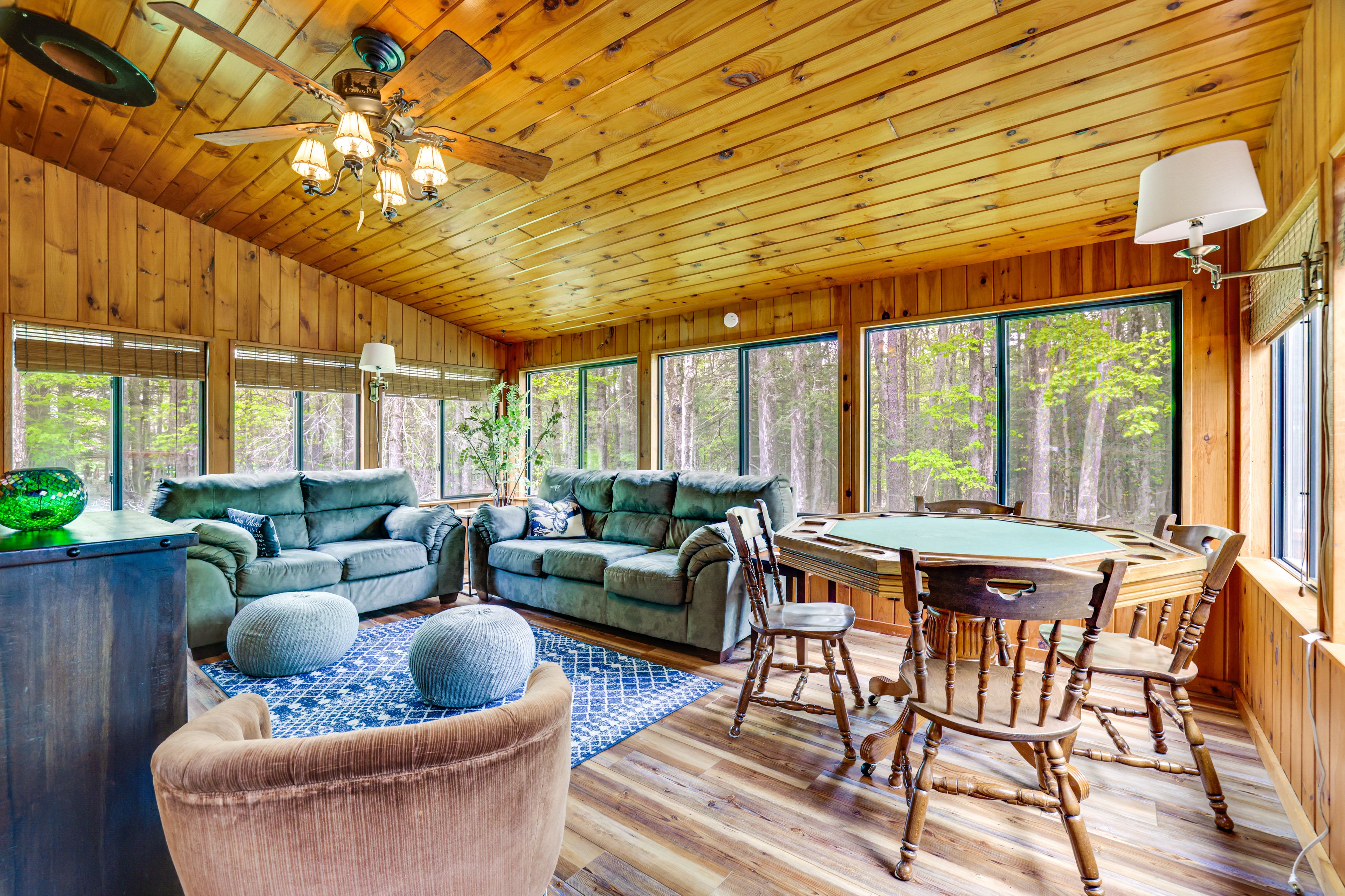 Sunroom w/ Poker Table
