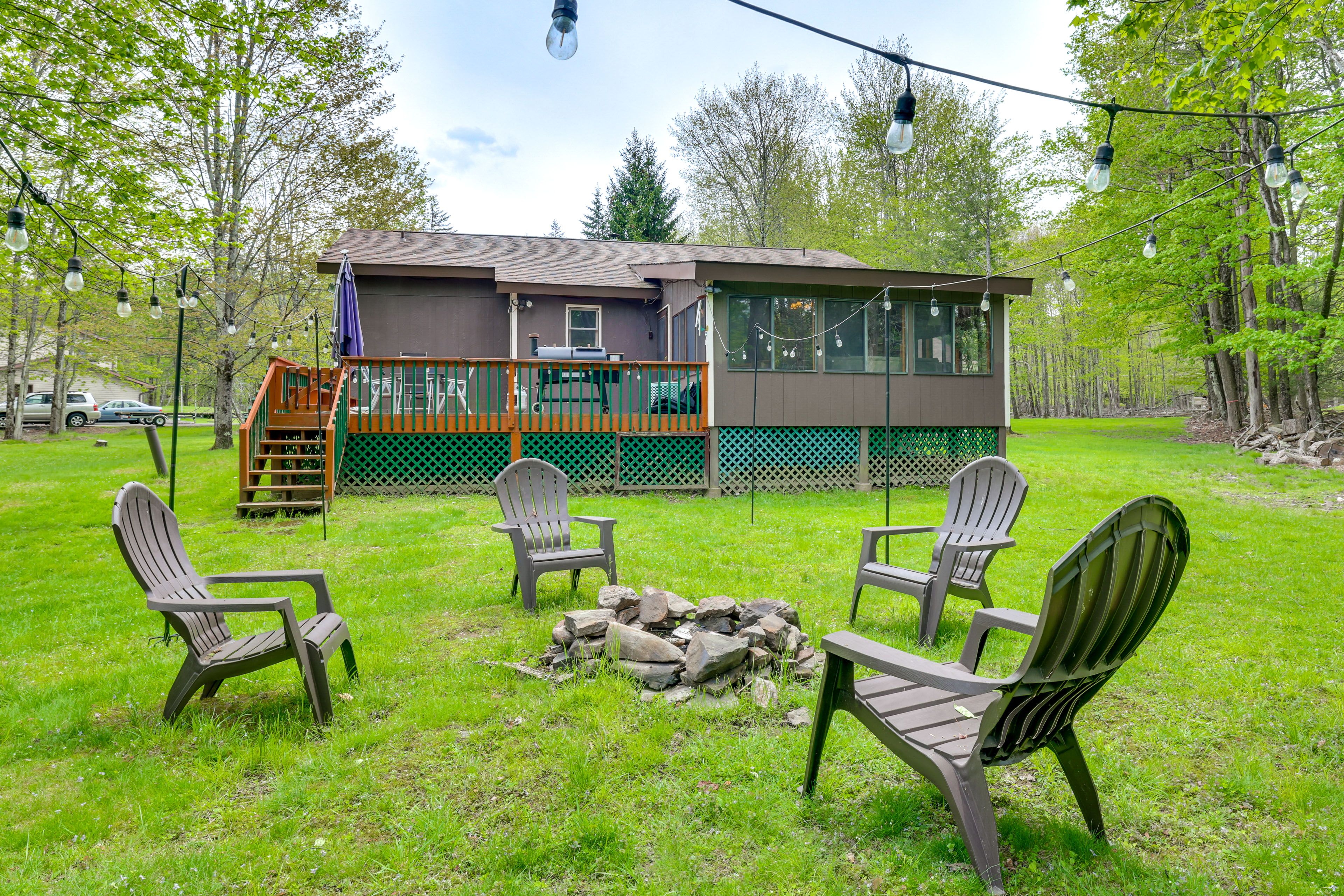 Lake Ariel Vacation Rental | 3BR | 2BA | 1,200 Sq Ft | 3 Steps to Enter