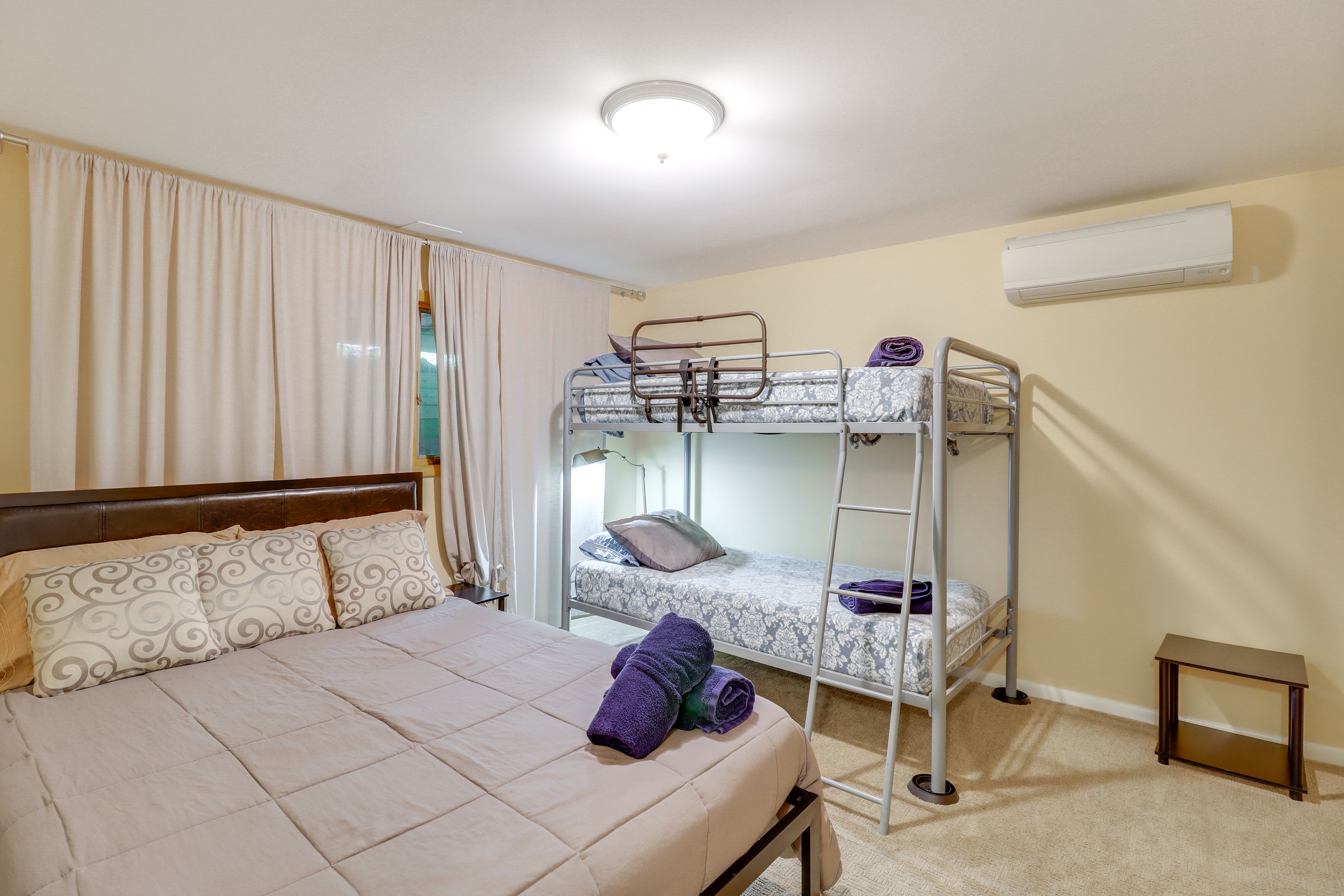 Bedroom 3 | Full Bed | Twin Bunk Bed | Books