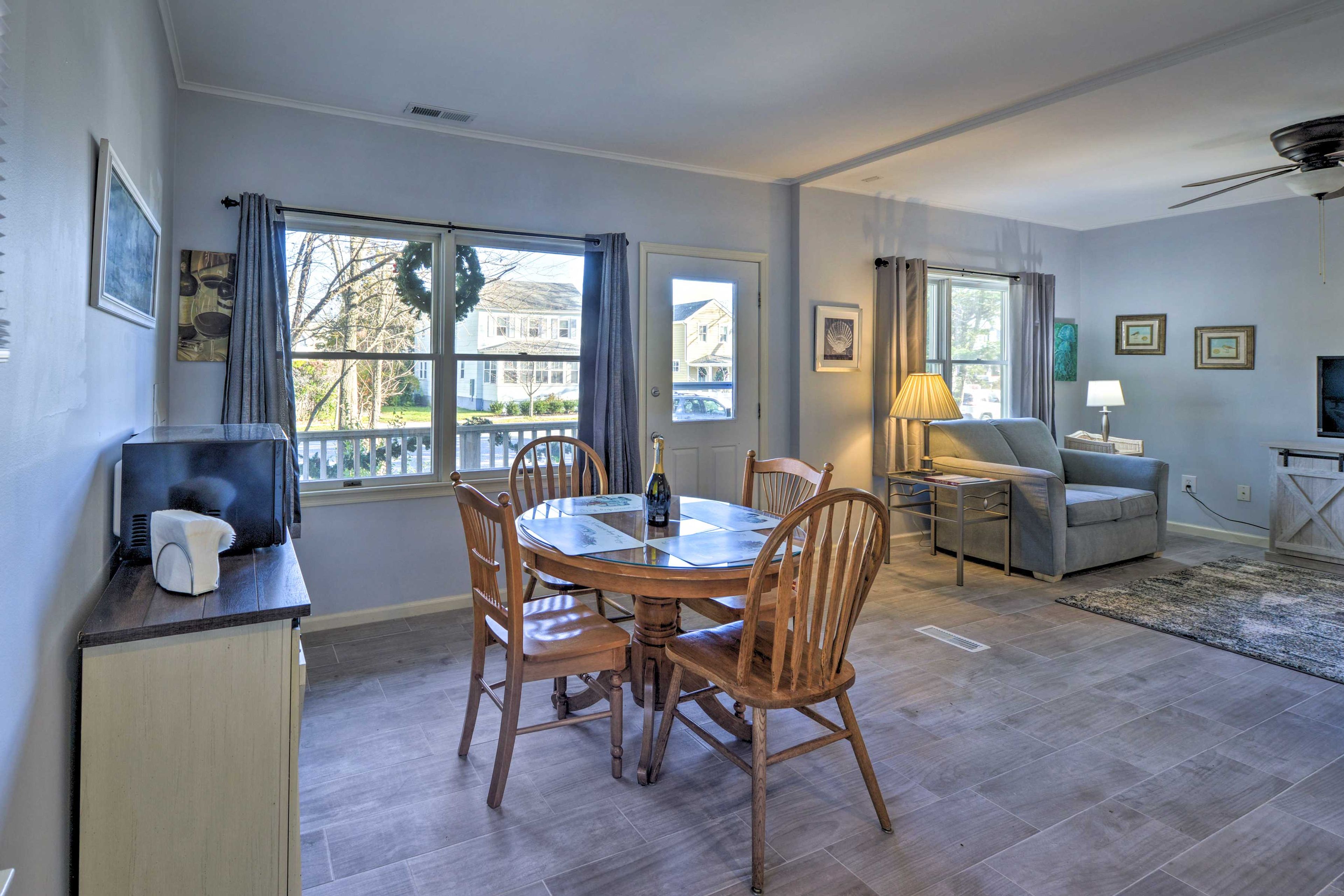 Dining Room | Fully Equipped Kitchen | Cooking Basics